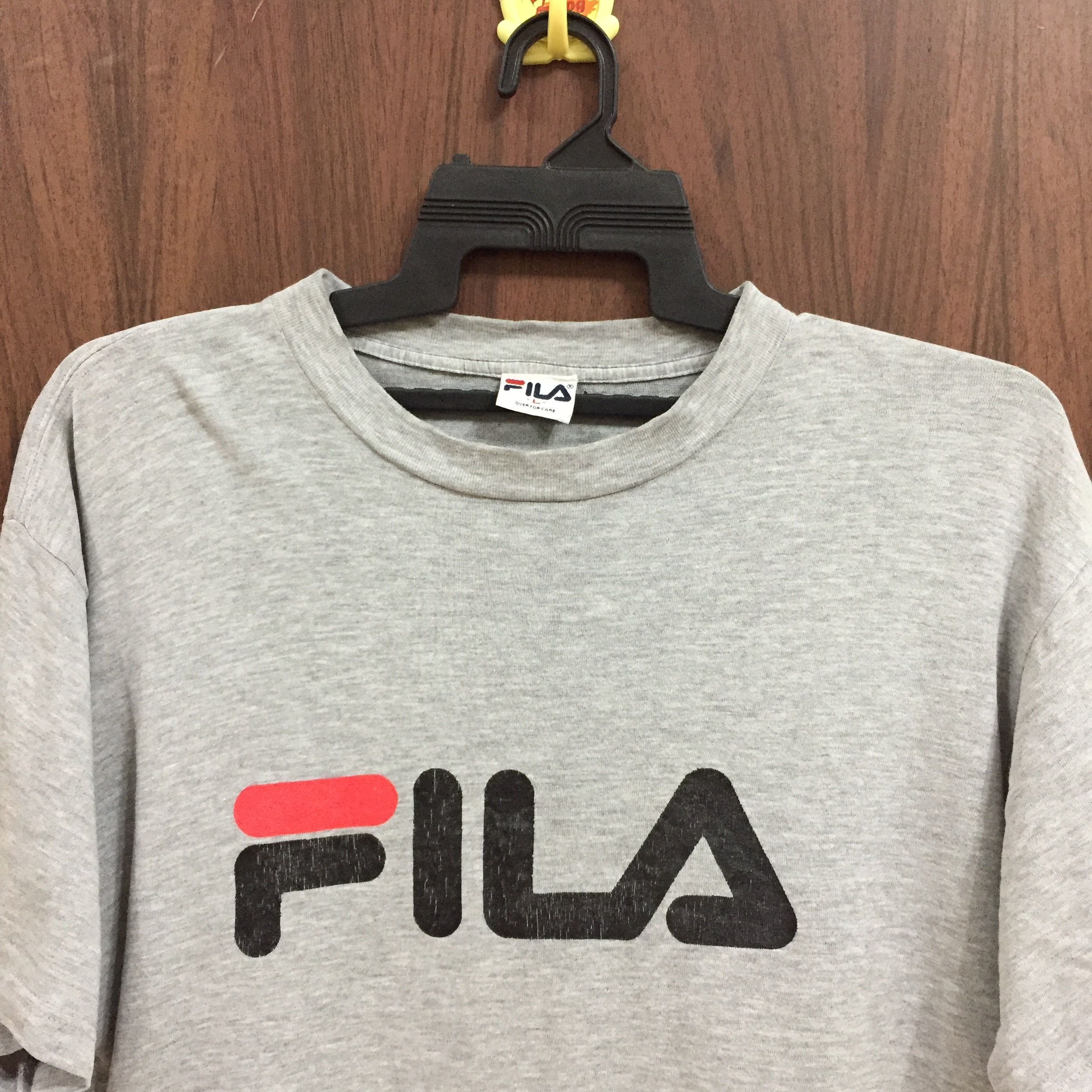 Fila Vintage FILA t shirt big logo spellout.. size L Size US L / EU 52-54 / 3 - 2 Thumbnail
