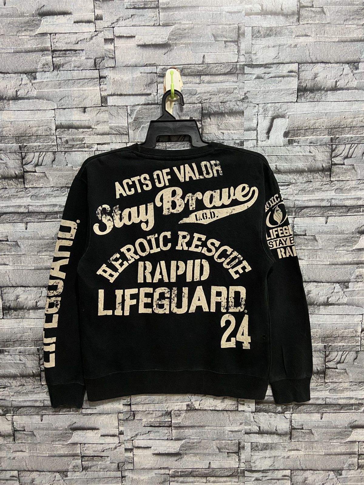 Vintage Vintage LifeGuard sweatshirt big design surf streetwear Size US M / EU 48-50 / 2 - 8 Thumbnail