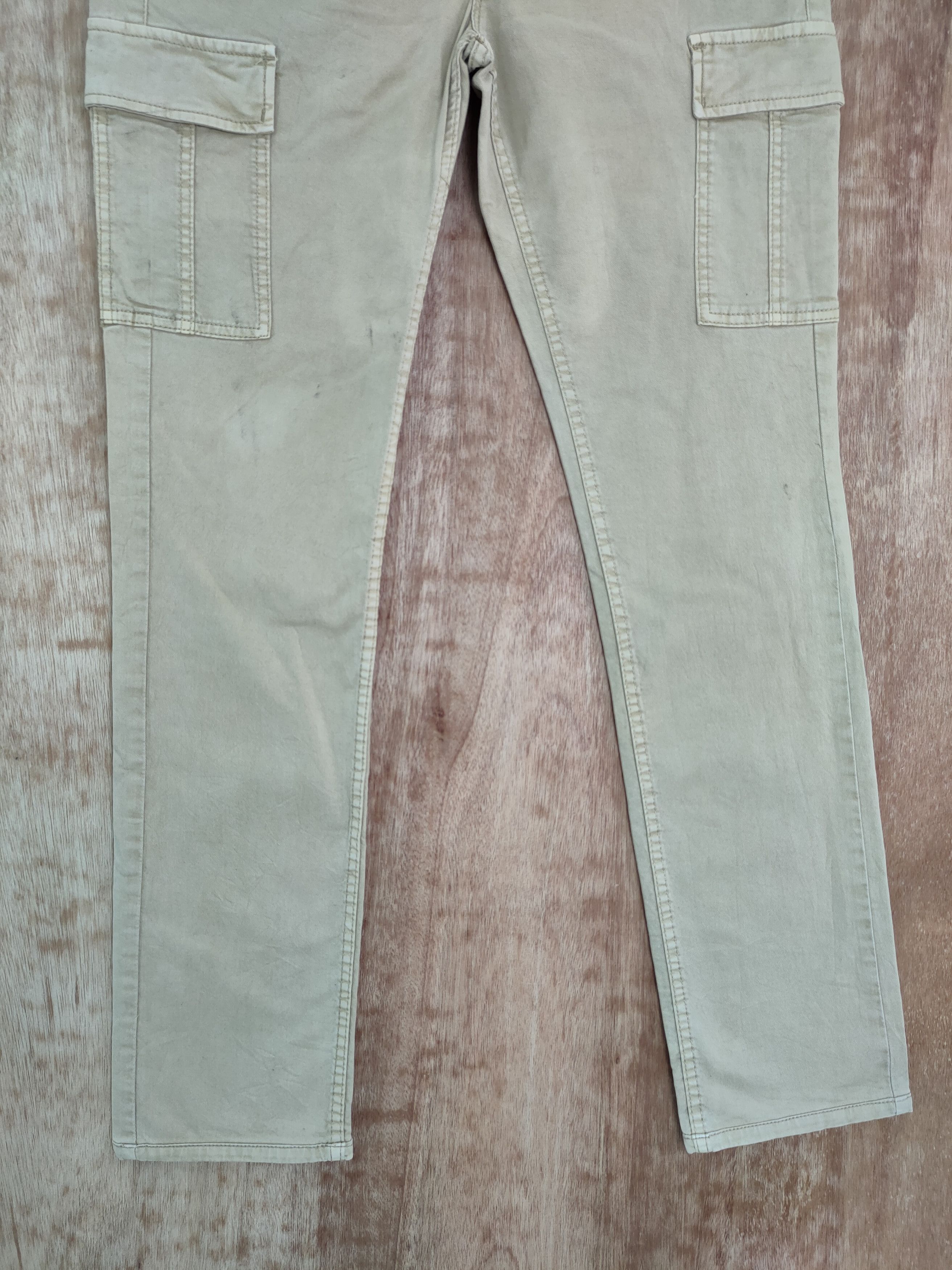 Japanese Brand DLL Uniqlo japan cream skinny multipocket cargo pants #255 Size US 28 / EU 44 - 2 Thumbnail