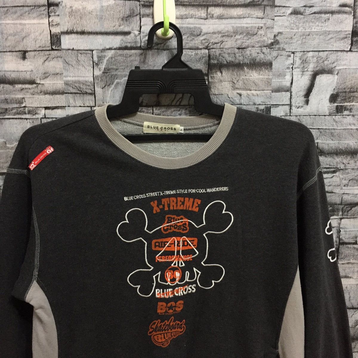 Japanese Brand Vintage Blue Cross sweatshirt pirates skull big logo Size US L / EU 52-54 / 3 - 3 Thumbnail