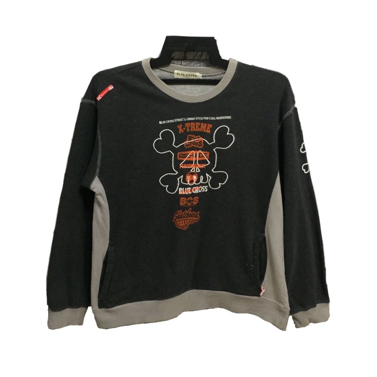 Japanese Brand Vintage Blue Cross sweatshirt pirates skull big logo Size US L / EU 52-54 / 3 - 1 Thumbnail