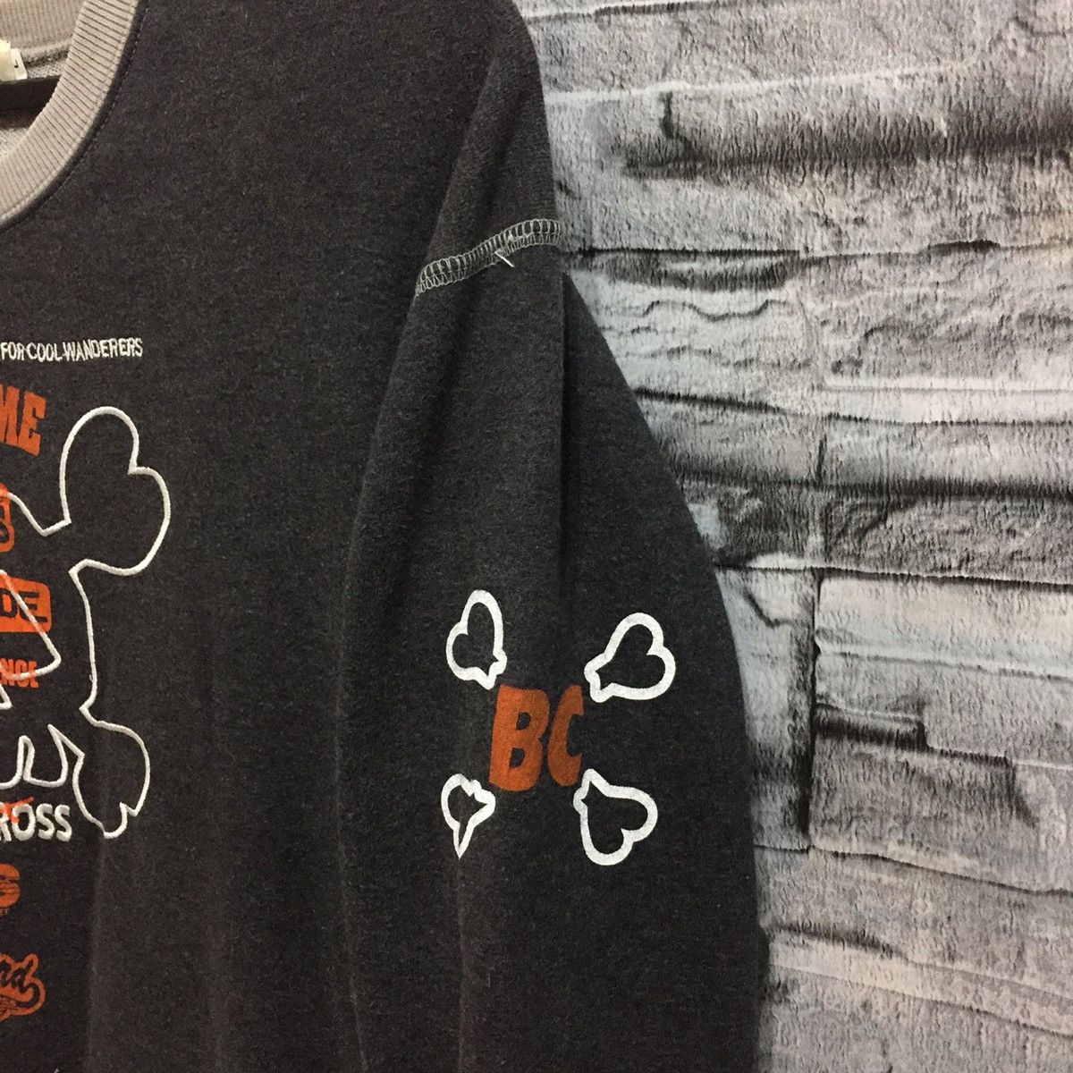 Japanese Brand Vintage Blue Cross sweatshirt pirates skull big logo Size US L / EU 52-54 / 3 - 6 Thumbnail