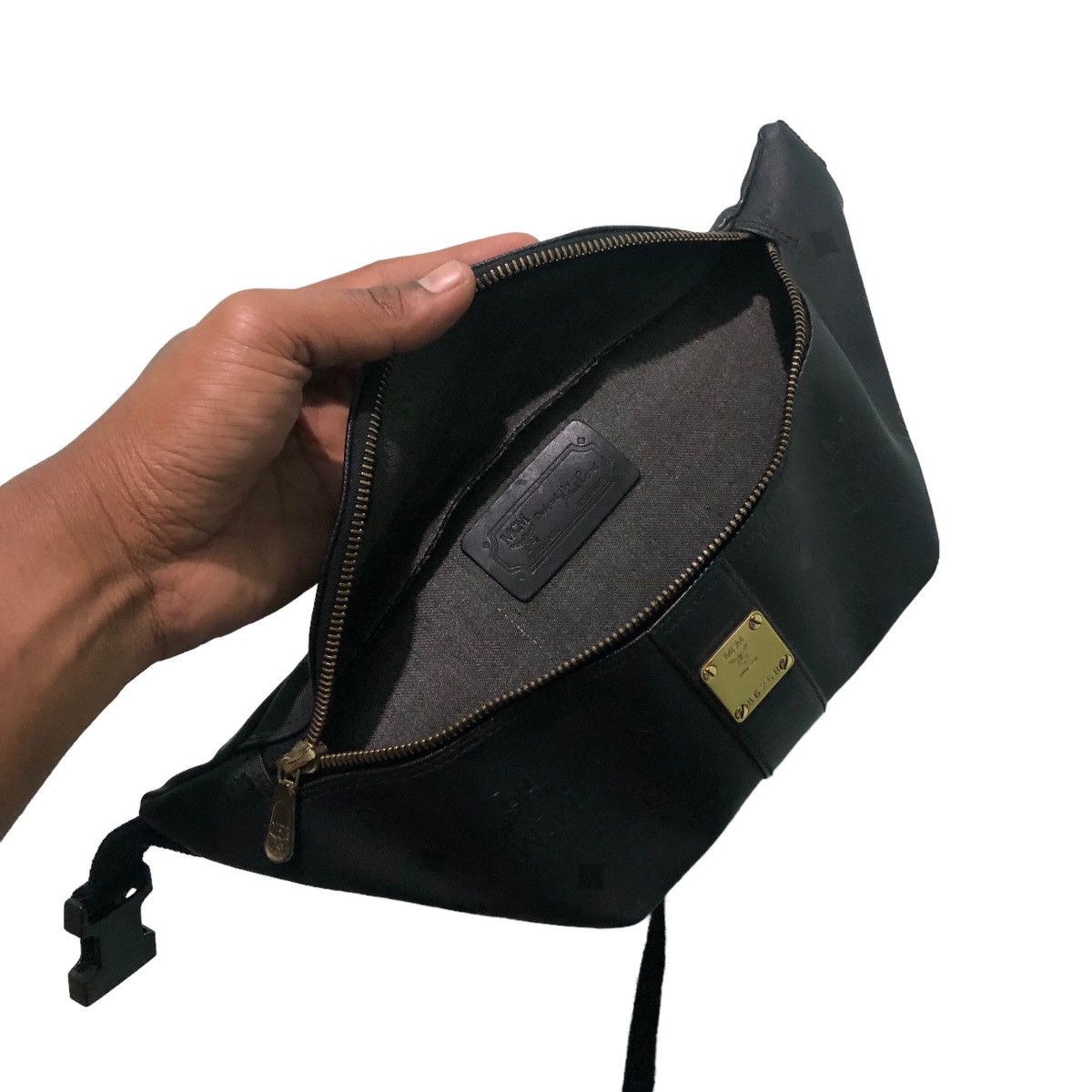 MCM MCM FANNY BAG/WAIST BAG GERMANY Size ONE SIZE - 8 Thumbnail