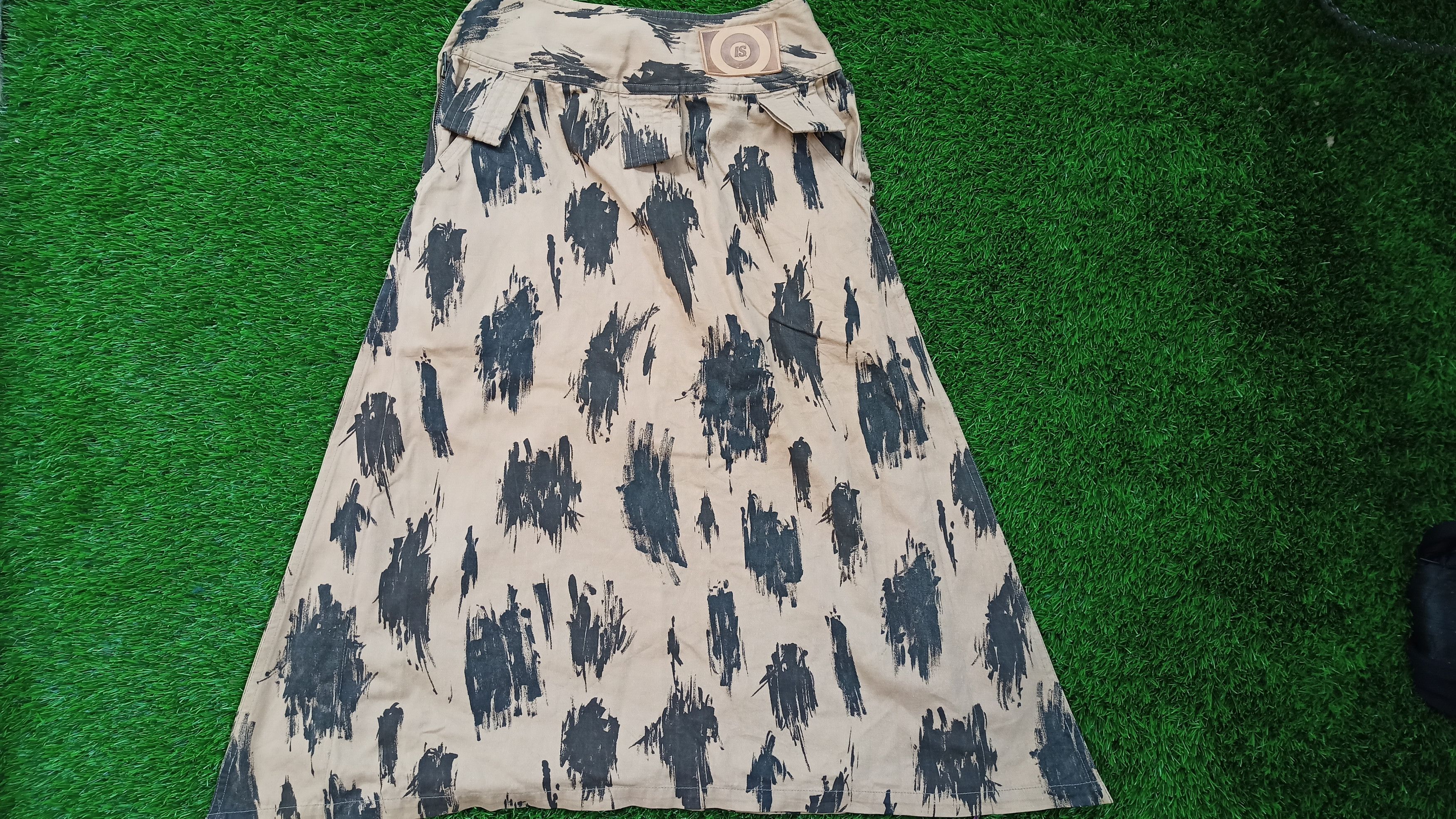 image of Vintage 90's Issey Miyake Skirt in Brown, Women's (Size 26)