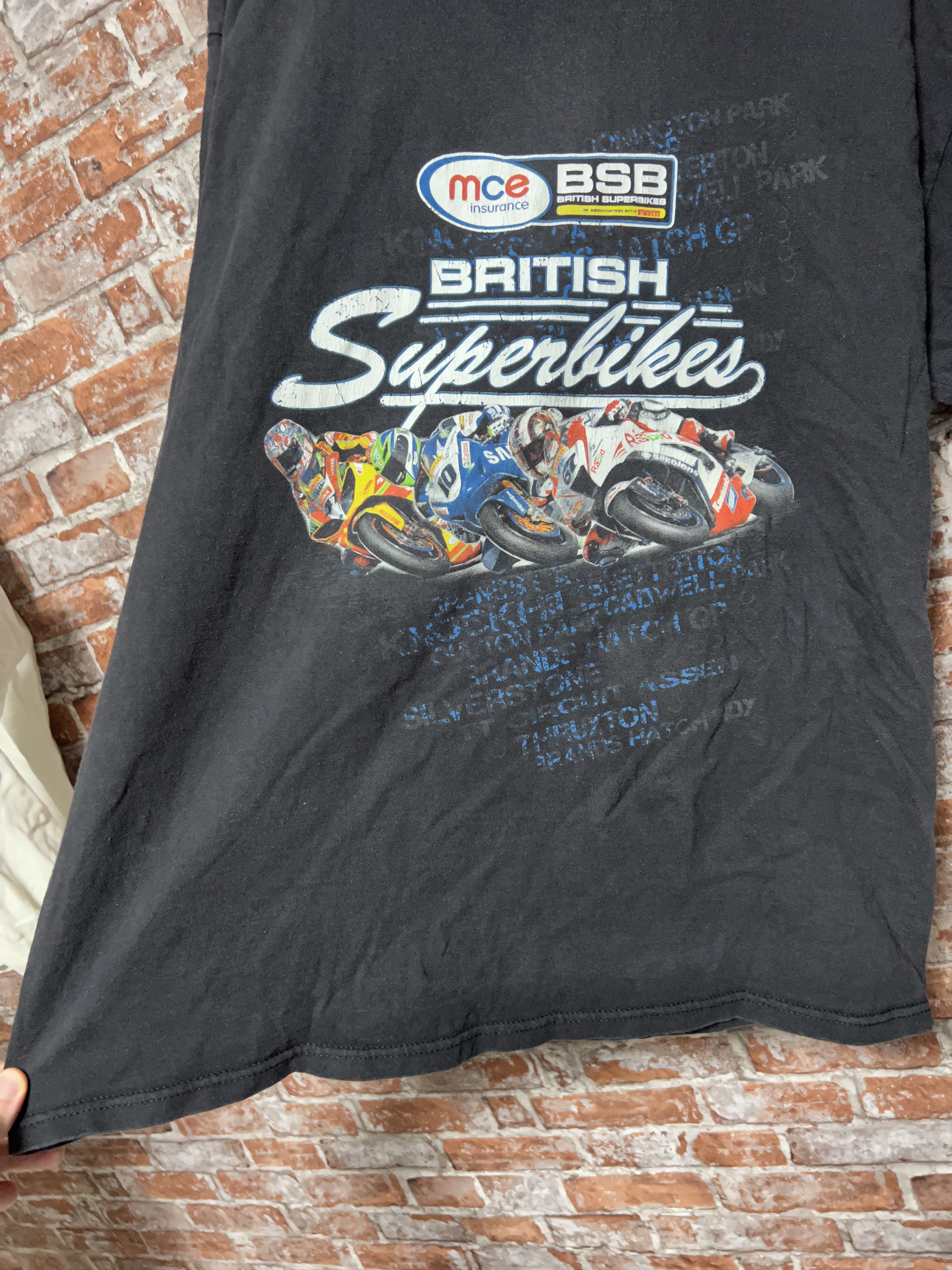 Vintage Vintage 2000s British Superbikes Racing T-shirt Size US XL / EU 56 / 4 - 9 Thumbnail