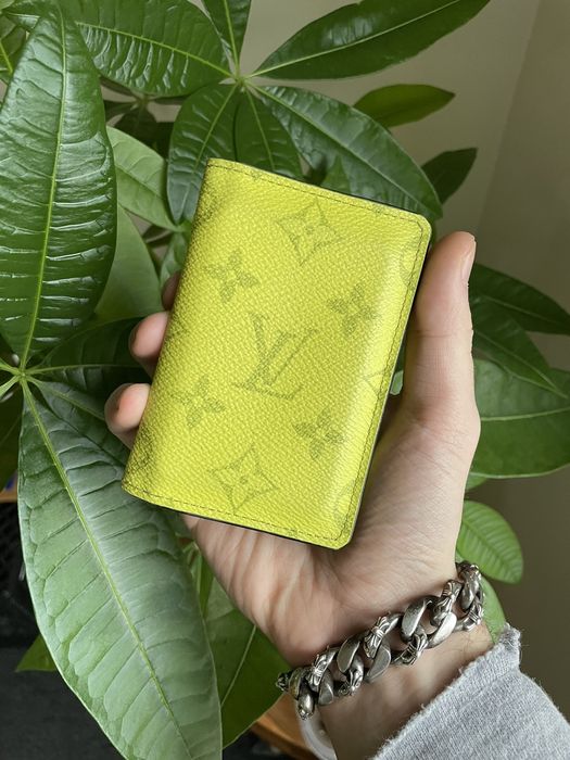 Louis Vuitton Taigarama Jaune Pocket Organizer Neon Cardholder M30949