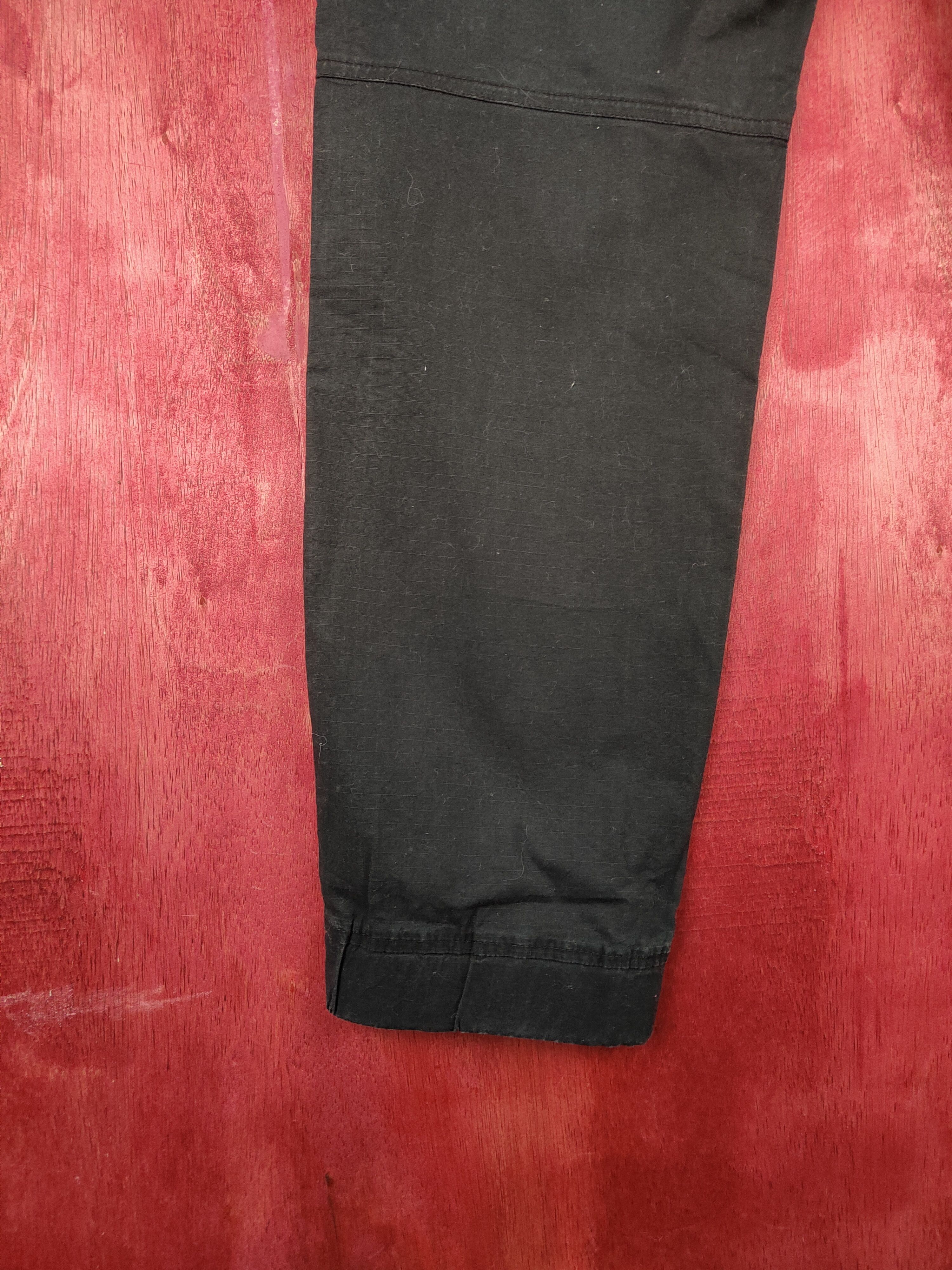 Japanese Brand DL Uniqlo Black Tactical jogger Cargo Pants #S701 Size US 30 / EU 46 - 9 Thumbnail
