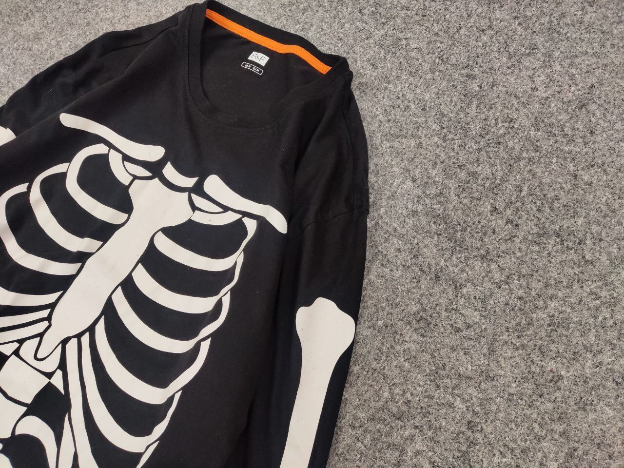 Japanese Brand Vintage Y2K Skeleton Japan Logo Black Light Long Sleeve Size US M / EU 48-50 / 2 - 4 Thumbnail