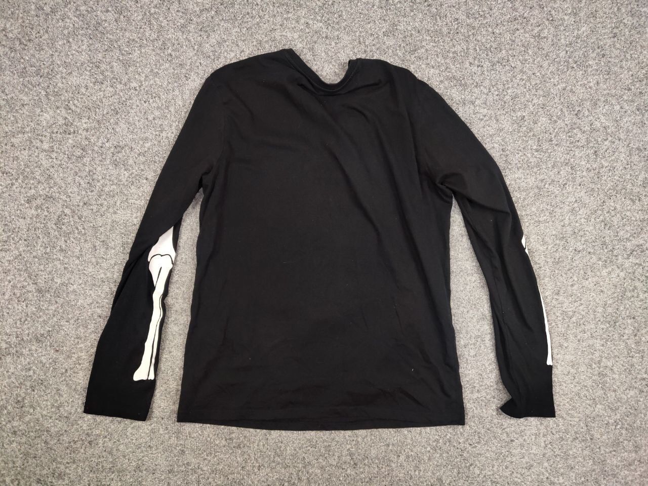 Japanese Brand Vintage Y2K Skeleton Japan Logo Black Light Long Sleeve Size US M / EU 48-50 / 2 - 15 Thumbnail