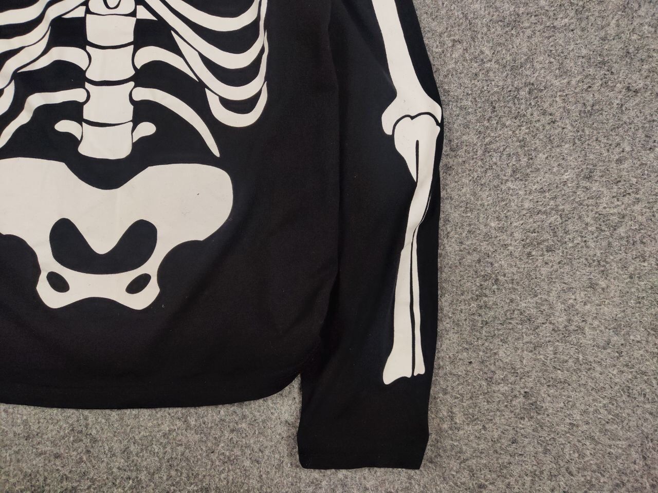 Japanese Brand Vintage Y2K Skeleton Japan Logo Black Light Long Sleeve Size US M / EU 48-50 / 2 - 10 Thumbnail