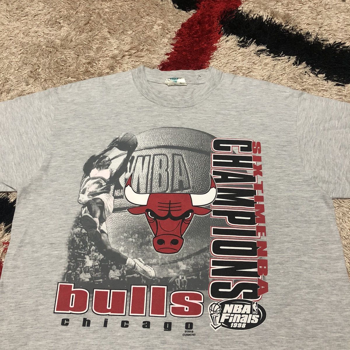 NBA Rare‼️🔥Vintage Chicago Bulls NBA Finals Champions T-Shirt Size US M / EU 48-50 / 2 - 5 Thumbnail