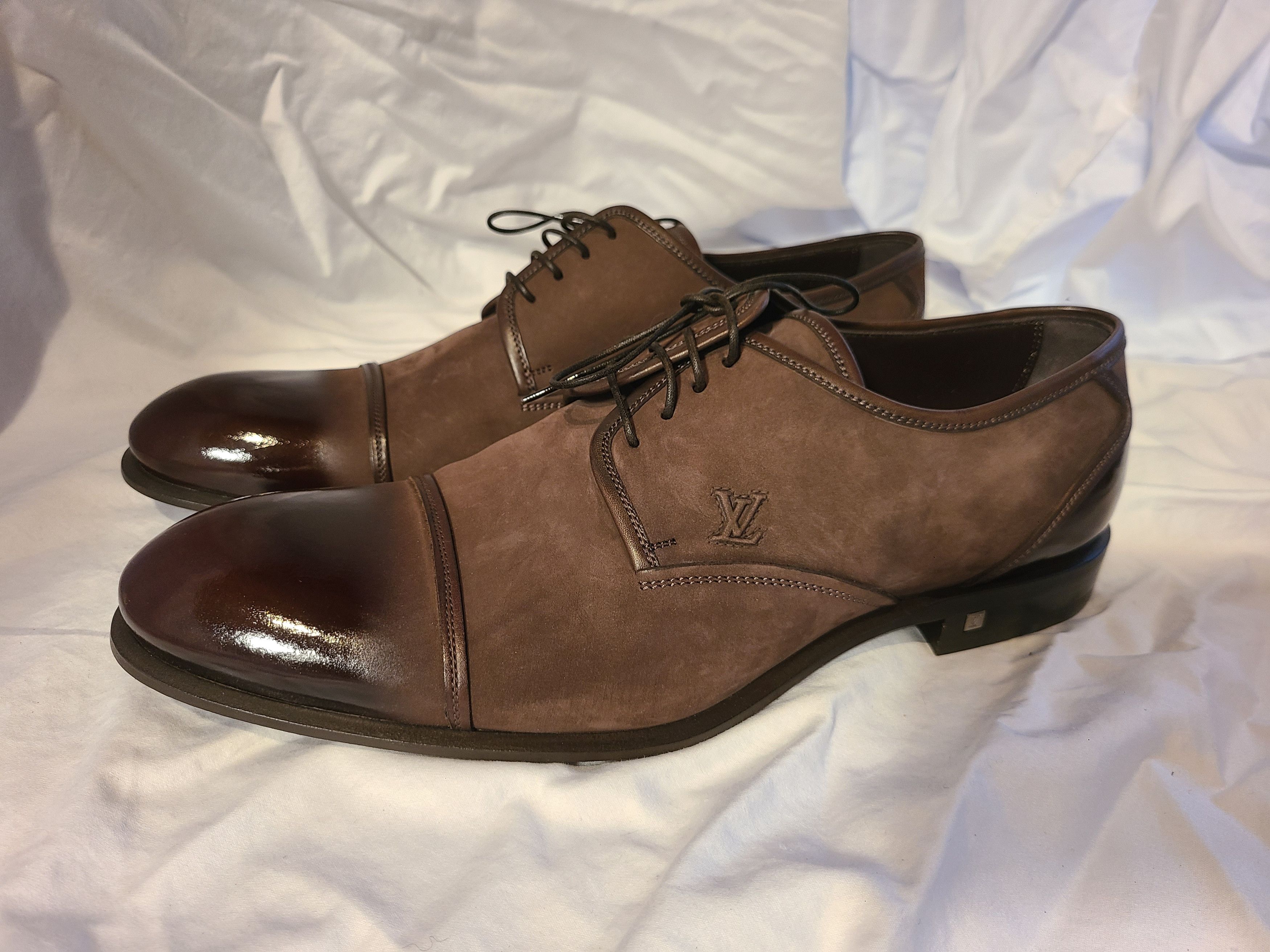 Louis Vuitton men\'s oxford shoes size 9.5 FD 1115 brown CL Louie V. Wingtips – Greenwich Vintage main image 4