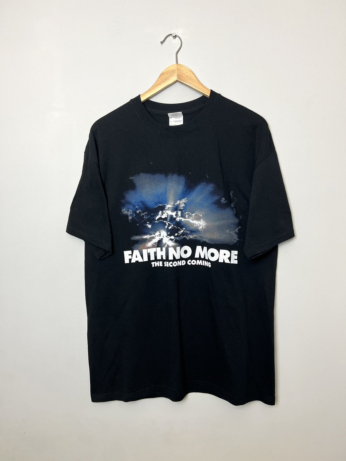 image of Band Tees x Rock Tees Vintage 00S Faith No More Second Coming Rock Band Tee in Black (Size Large)