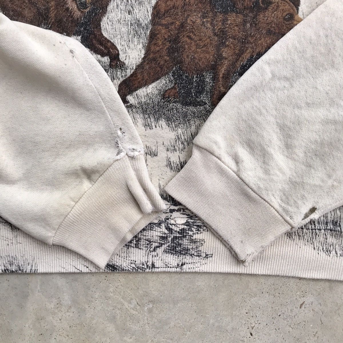The Mountain Vintage 90's Heavyweight by Lee Habitats Bear Crewneck Size US L / EU 52-54 / 3 - 6 Thumbnail