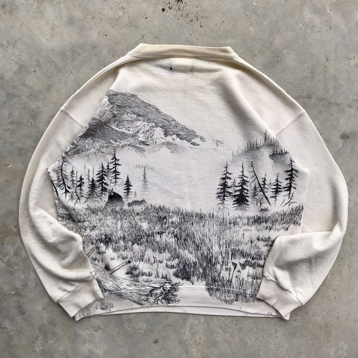 The Mountain Vintage 90's Heavyweight by Lee Habitats Bear Crewneck Size US L / EU 52-54 / 3 - 2 Thumbnail