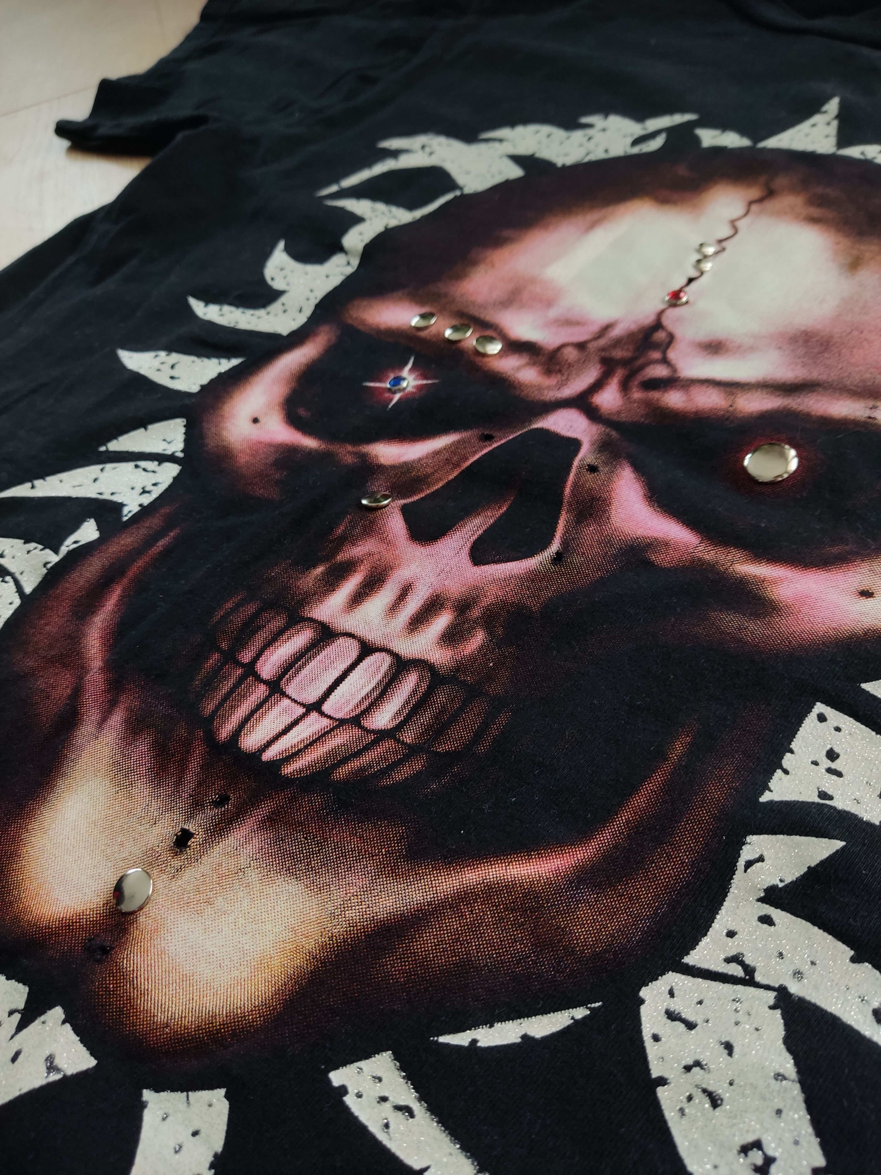 Liquid Blue Vintage Liquid Blue Skulls Style Semetary y2k punk rock skul Size US L / EU 52-54 / 3 - 3 Thumbnail