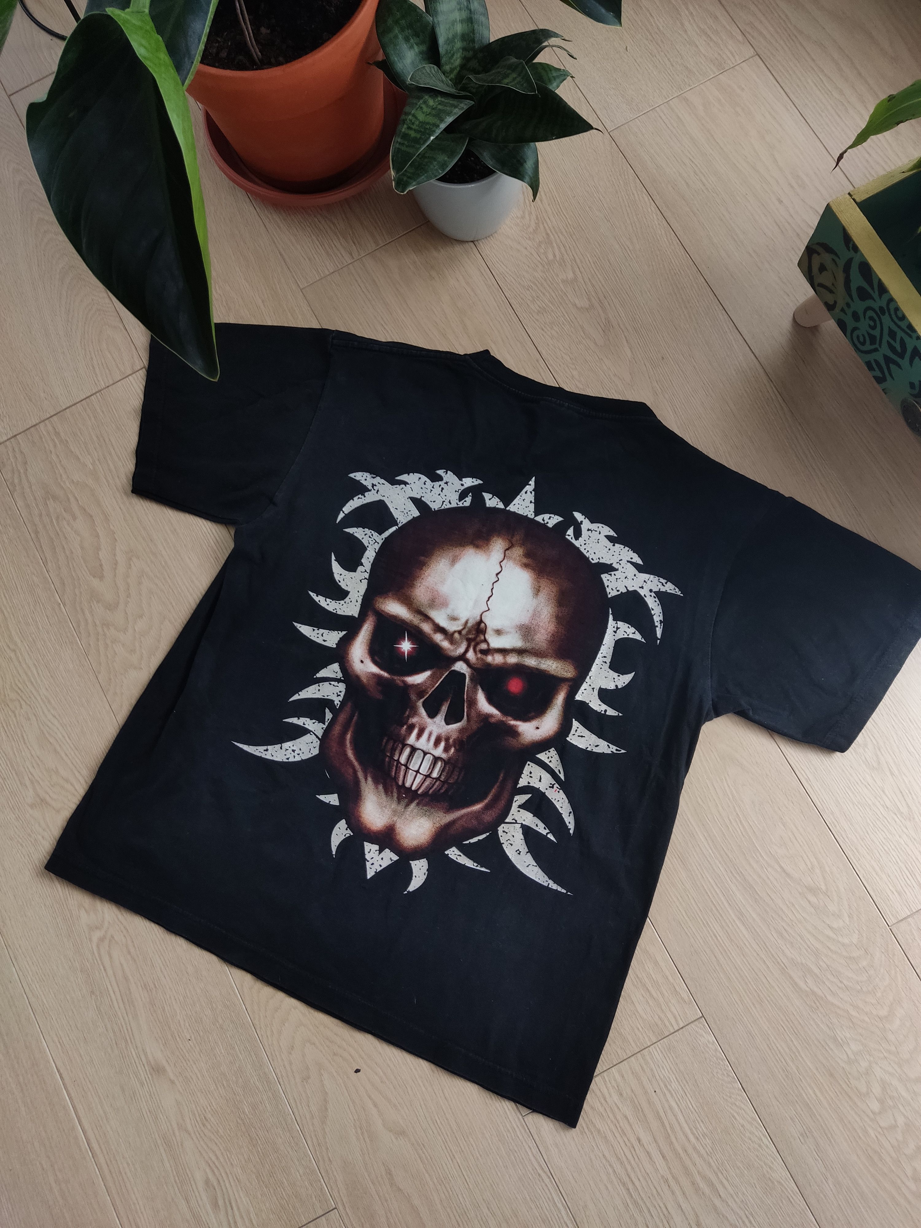Liquid Blue Vintage Liquid Blue Skulls Style Semetary y2k punk rock skul Size US L / EU 52-54 / 3 - 5 Thumbnail
