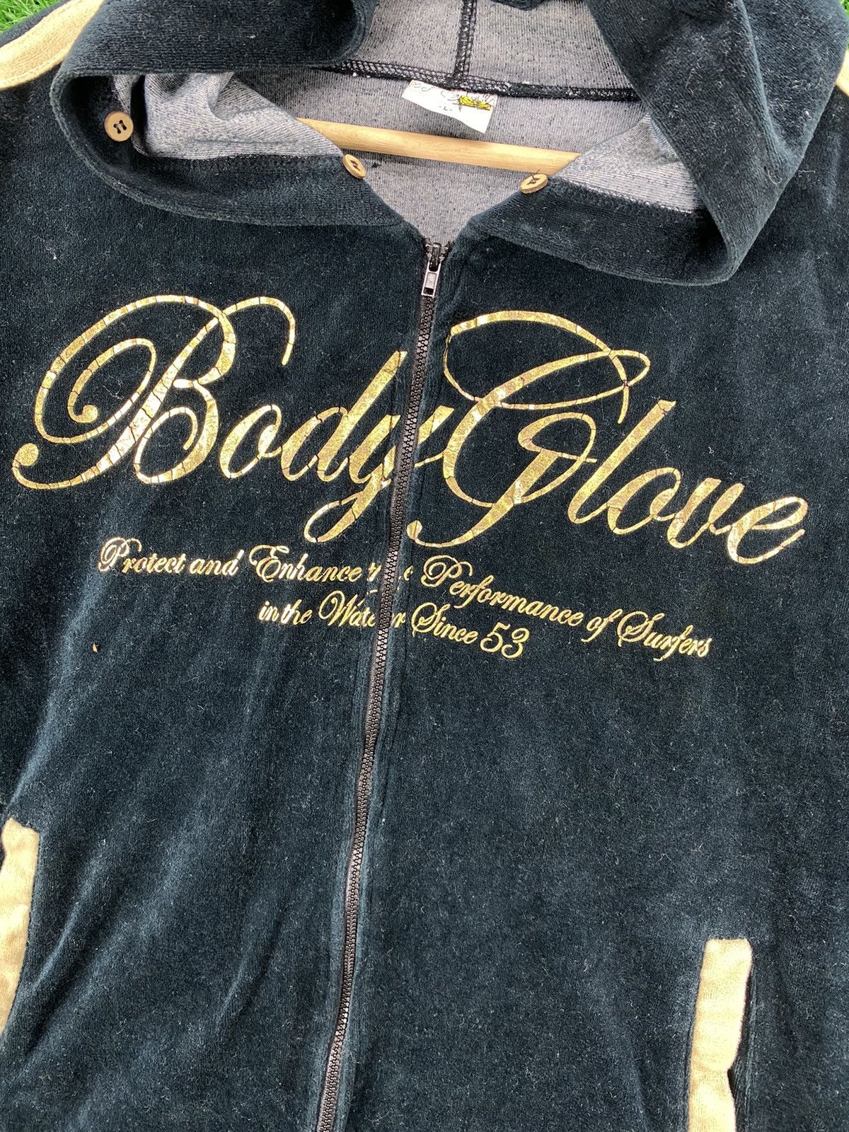 Body Glove × Vintage Vintage Body Glove Velvet Zipper Hoodie Spell Out Size US L / EU 52-54 / 3 - 3 Thumbnail