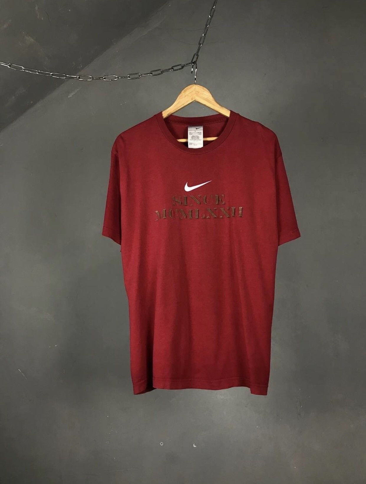 Nike × Vintage Nike swoosh streetwear vintage center logo tee Size US L / EU 52-54 / 3 - 1 Thumbnail