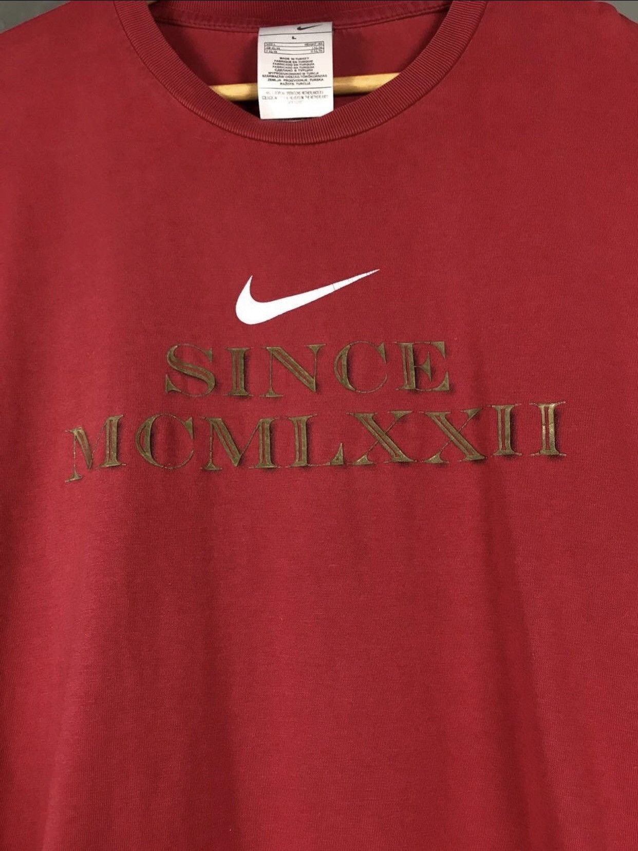 Nike × Vintage Nike swoosh streetwear vintage center logo tee Size US L / EU 52-54 / 3 - 3 Thumbnail