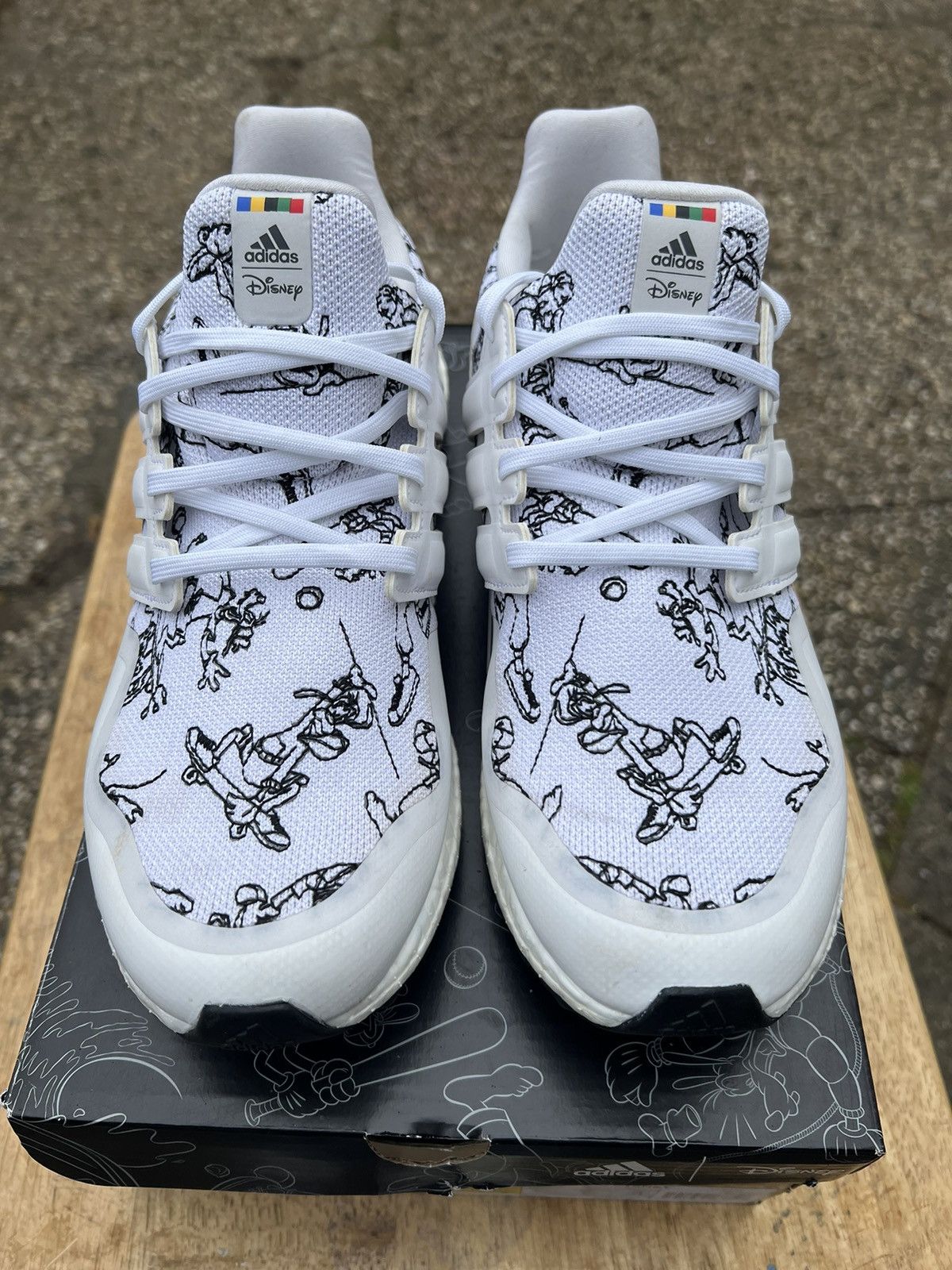 Adidas Adidas Ultraboost DNA x Disney “Sport Goofy Pack” Size US 9.5 / EU 42-43 - 4 Thumbnail