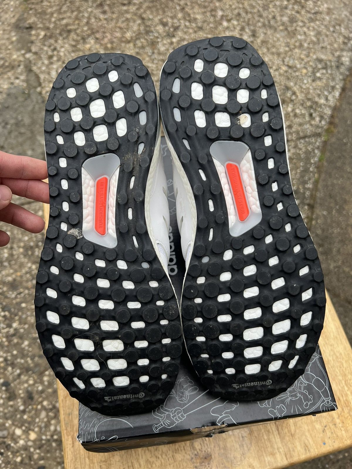 Adidas Adidas Ultraboost DNA x Disney “Sport Goofy Pack” Size US 9.5 / EU 42-43 - 7 Thumbnail