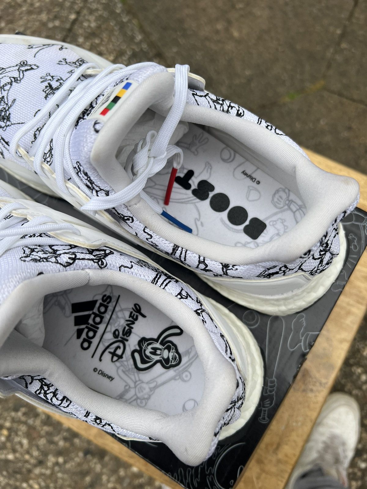 Adidas Adidas Ultraboost DNA x Disney “Sport Goofy Pack” Size US 9.5 / EU 42-43 - 9 Thumbnail