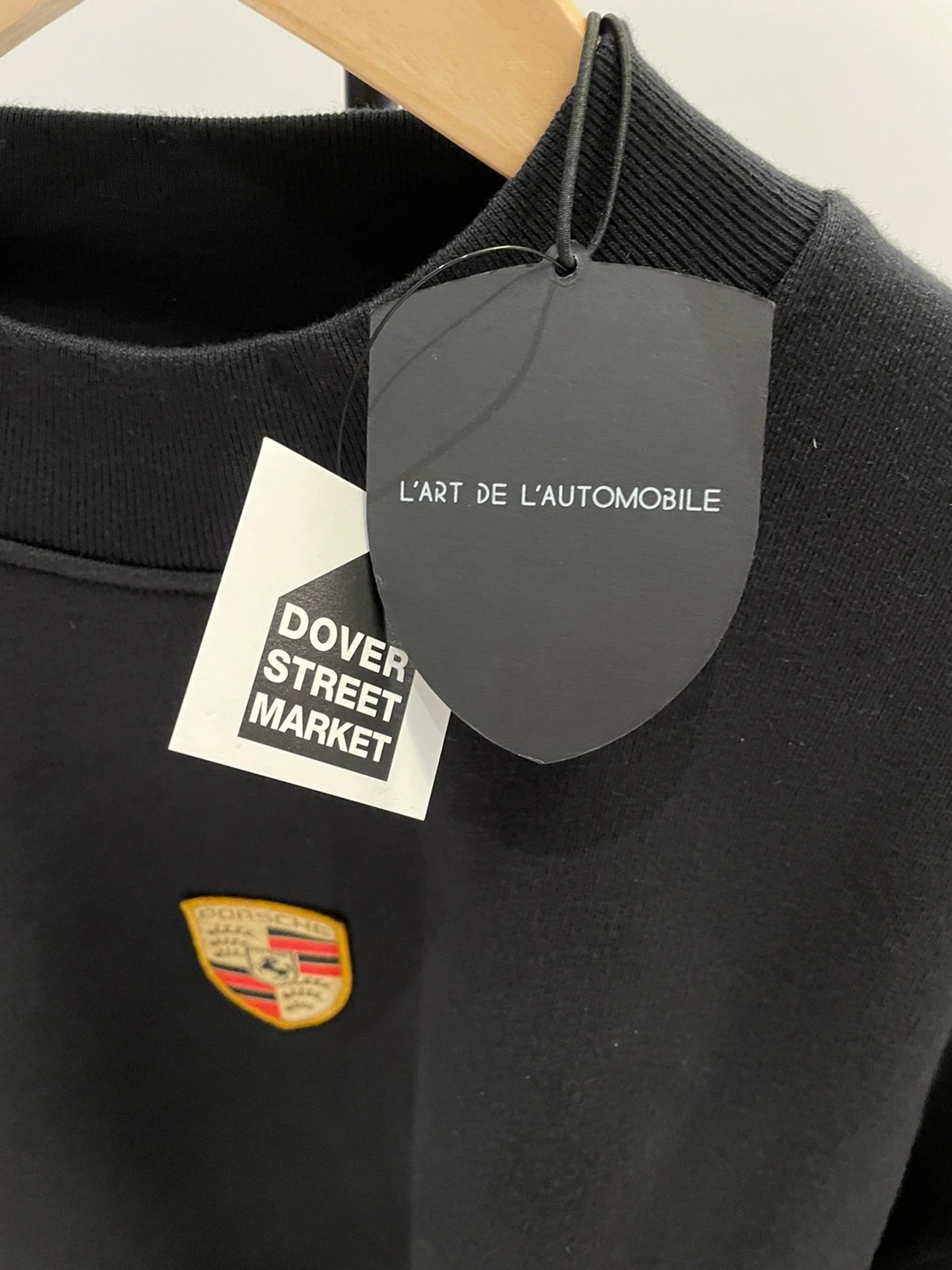 Kar × Porsche Design L'Art De L'Automobile Porsche 968 L'Art Hood Logo Crewneck Size US M / EU 48-50 / 2 - 3 Thumbnail