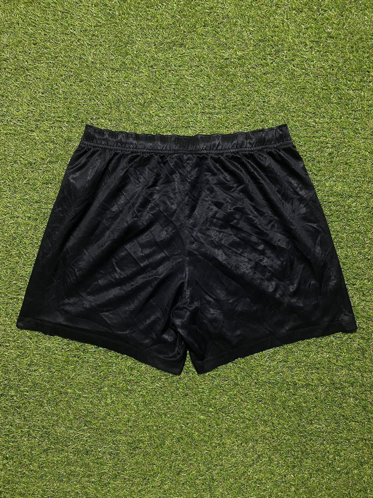 Nike Vintage Nike shorts streetwear swoosh casual y2k size M Size US 32 / EU 48 - 3 Thumbnail