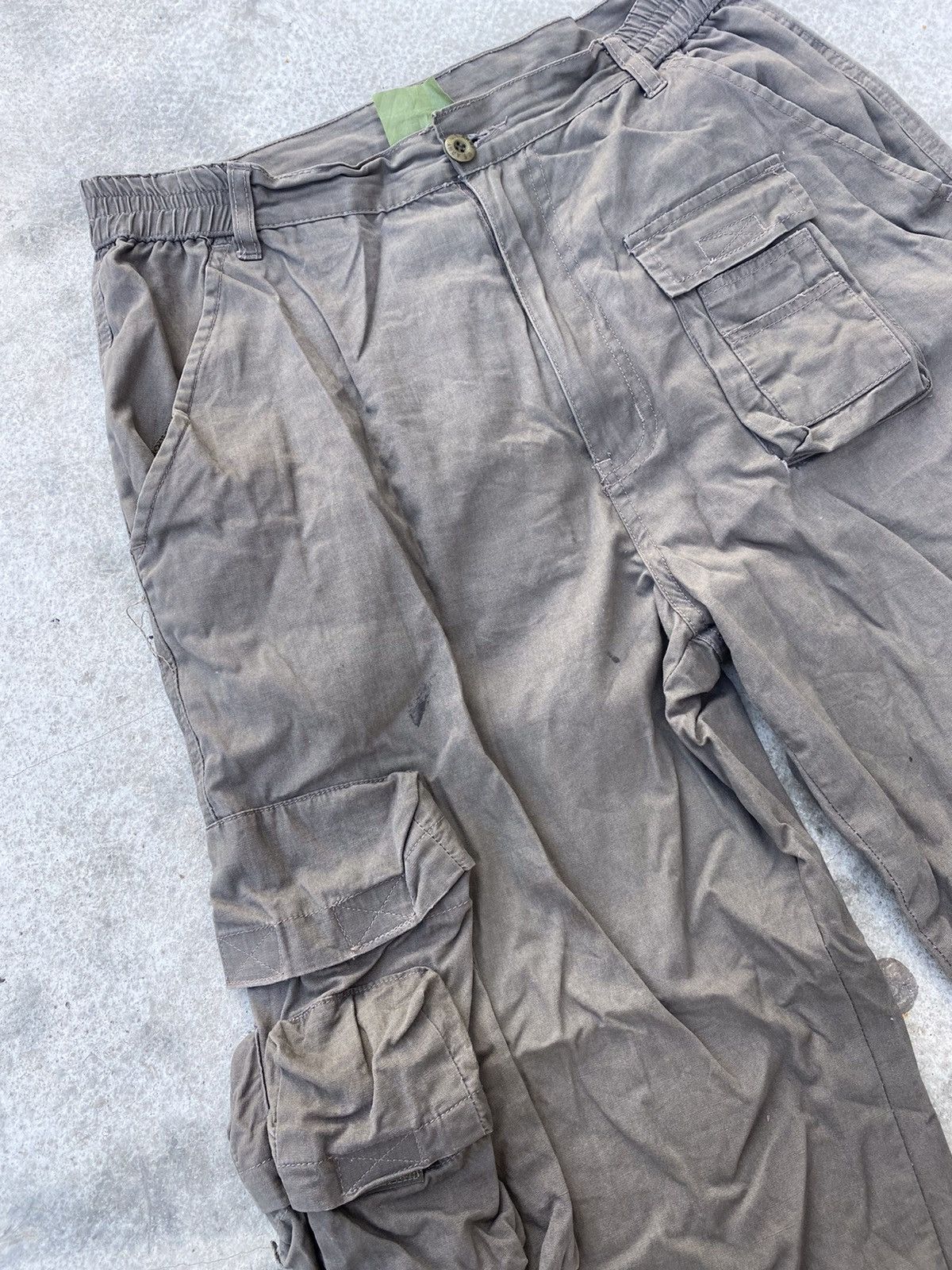 Vintage Vintage US ARMY Trashed Cargo Bondage Pants Size US 30 / EU 46 - 4 Thumbnail