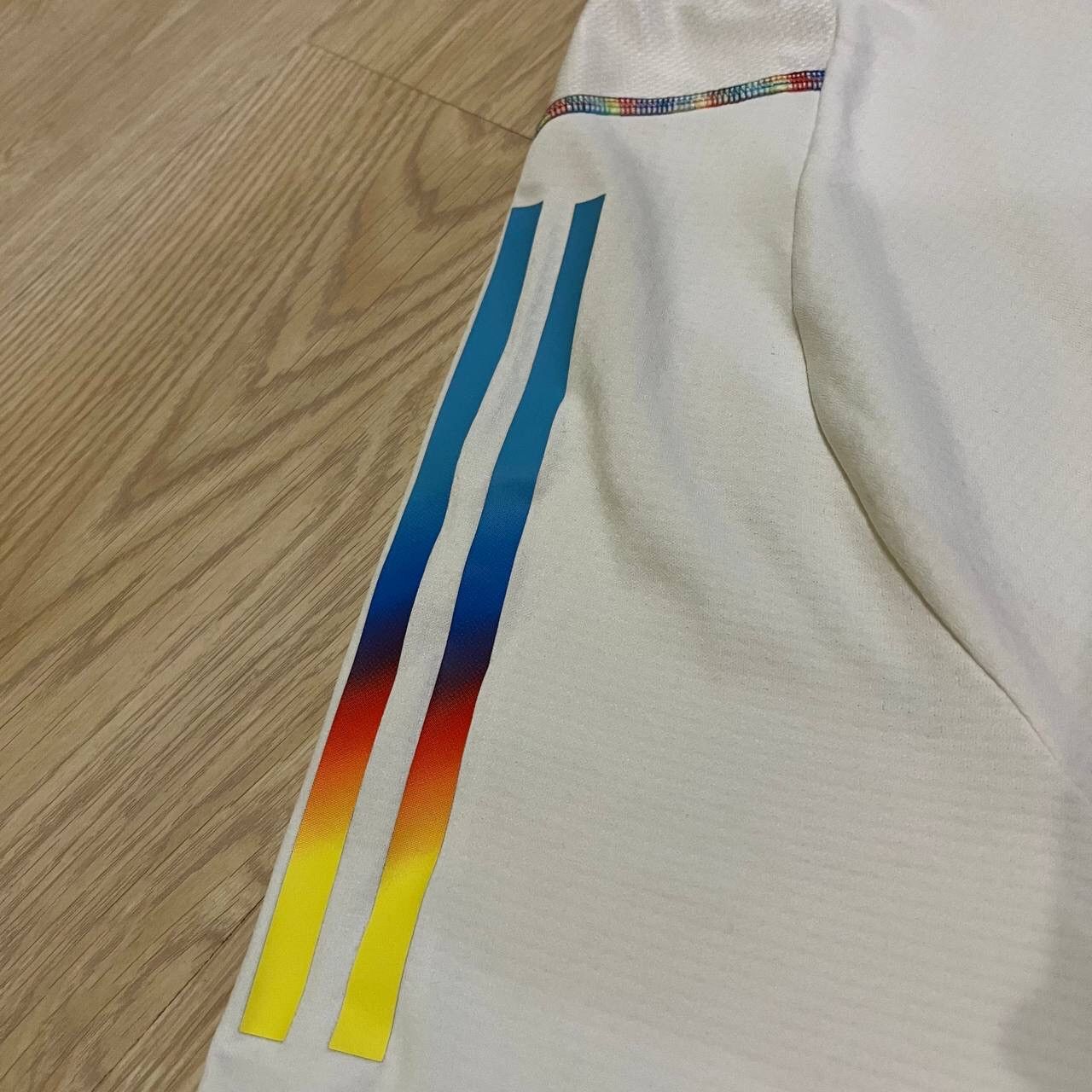 Adidas 3XL NWT SPAIN ADIDAS 2022/2023 FOOTBALL PRE MATCH JERSEY Size US XXL / EU 58 / 5 - 9 Thumbnail