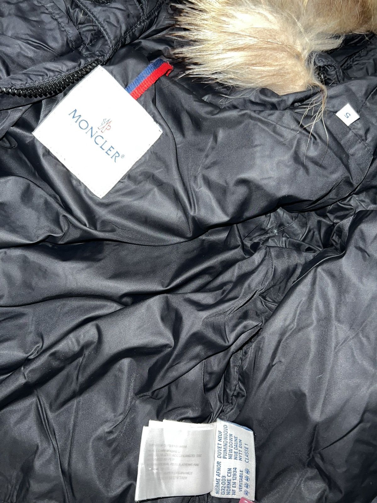 Moncler moncler MESS women's fur down jacket Size XXL / US 16-18 / IT 52-54 - 10 Thumbnail