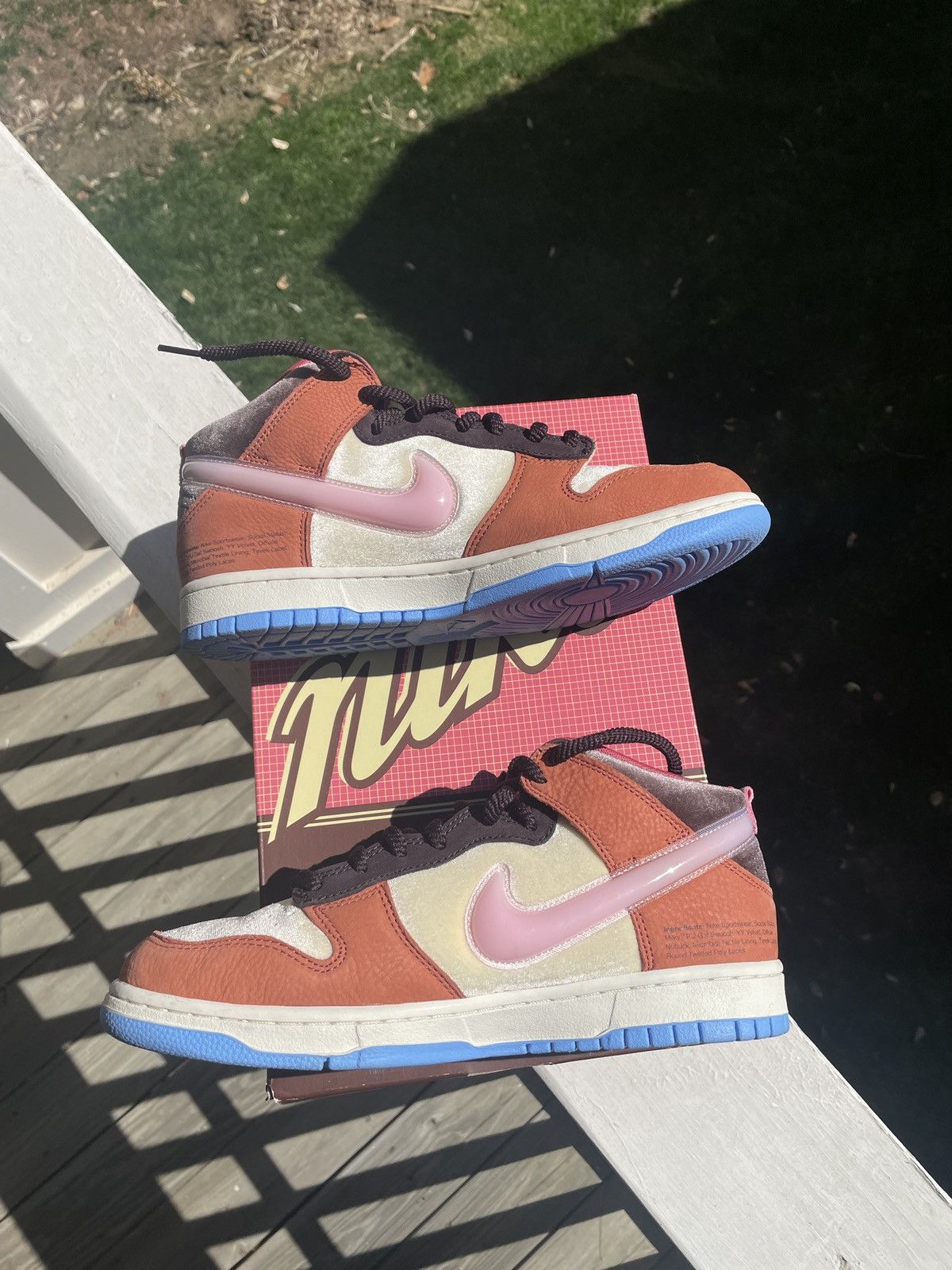 Nike 9.5 Social Status x Mid Dunk “ Chocolate Milk” Size US 9.5 / EU 42-43 - 2 Thumbnail