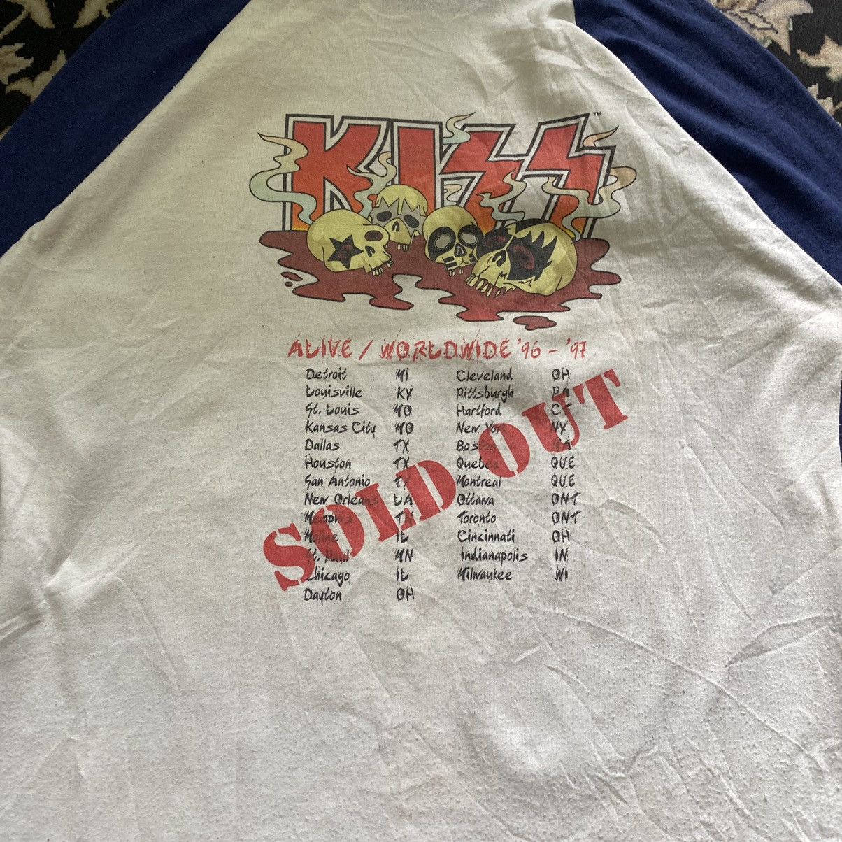 KISS Vintage KISS Alive/ Worldwide 96/97 American Tour SOLD OUT Size US L / EU 52-54 / 3 - 9 Thumbnail