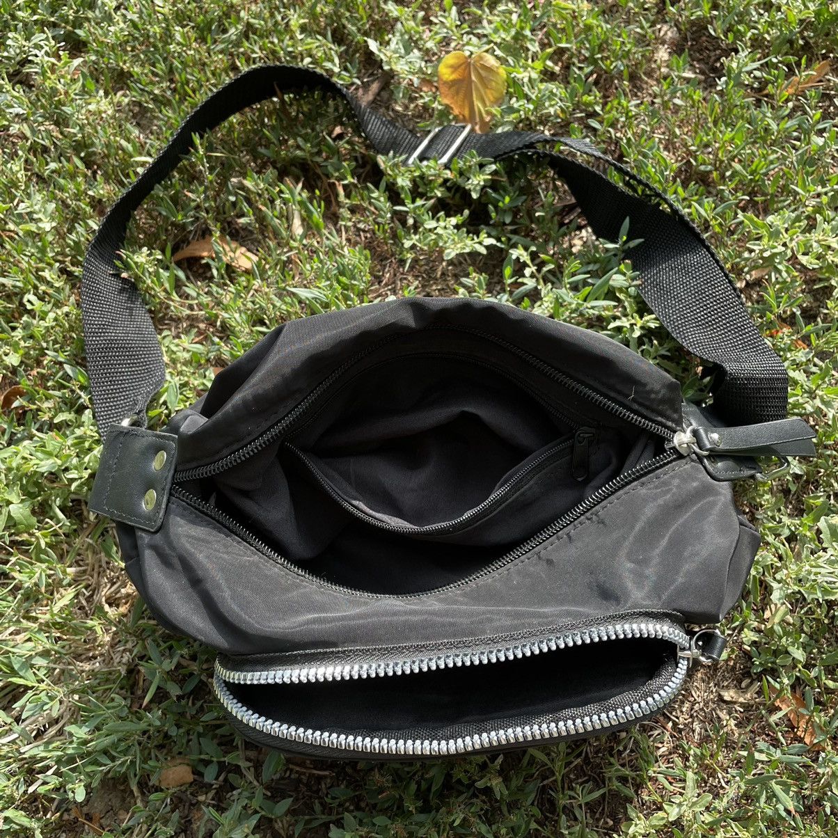 Vintage Vintage Y2K Nylon Crossbody Bag Multiple Pockets Black OS Size ONE SIZE - 5 Thumbnail