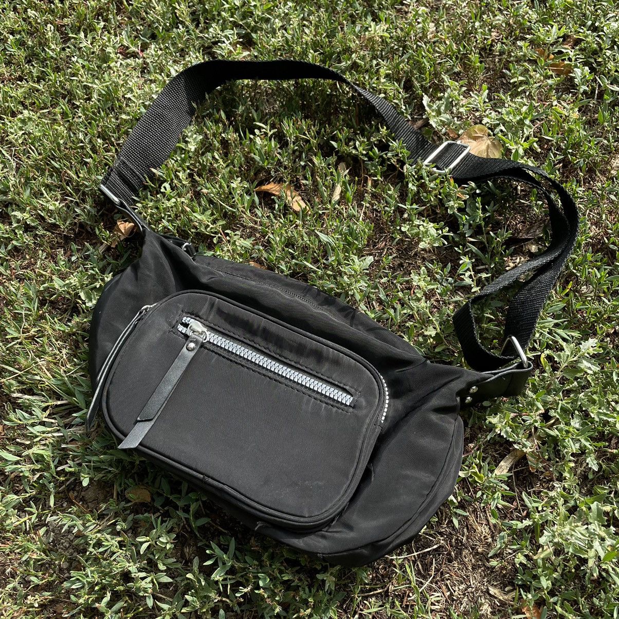 Vintage Vintage Y2K Nylon Crossbody Bag Multiple Pockets Black OS Size ONE SIZE - 2 Thumbnail