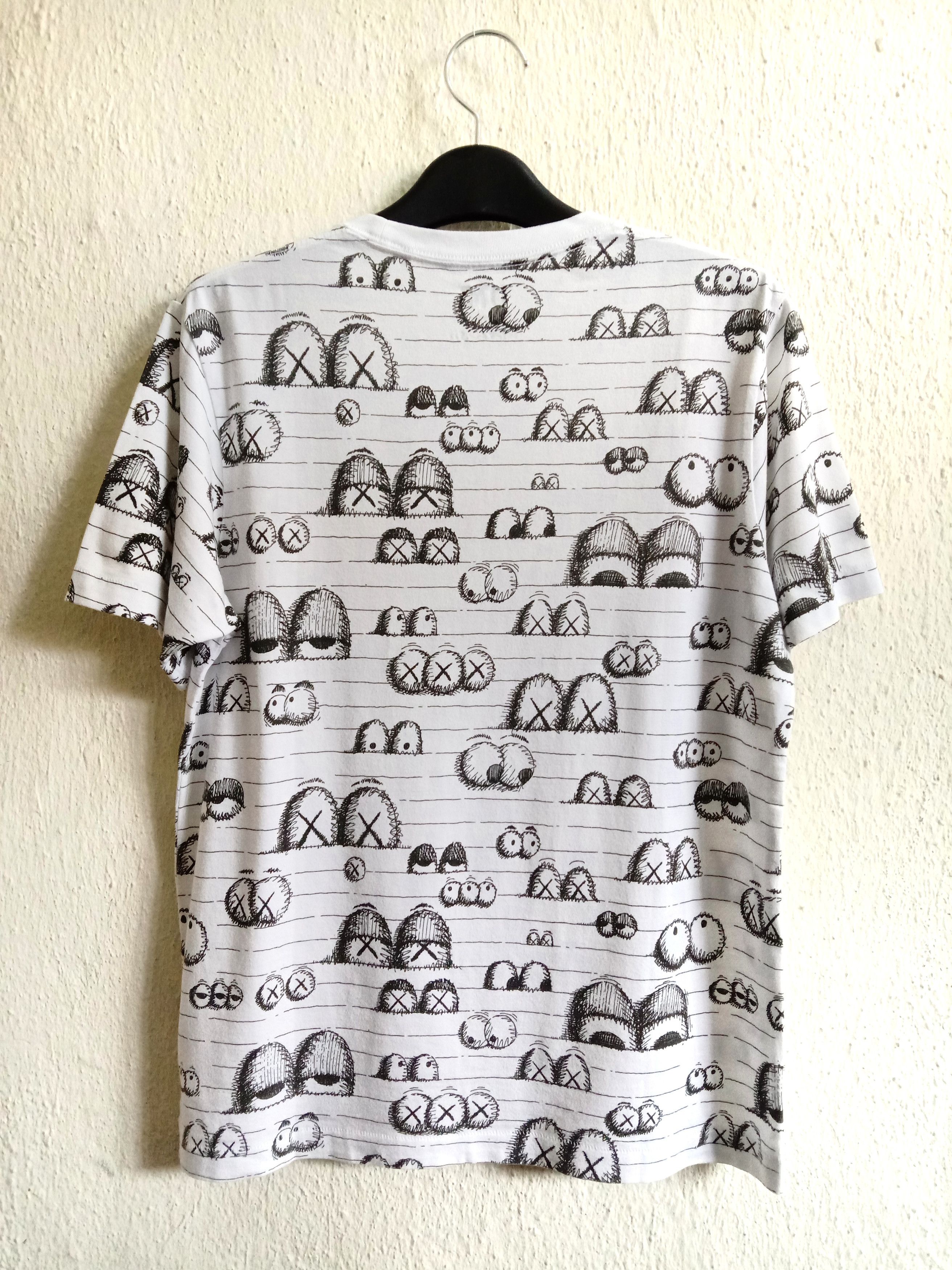 Kaws × Uniqlo Fullprint Tee White Size US M / EU 48-50 / 2 - 2 Thumbnail