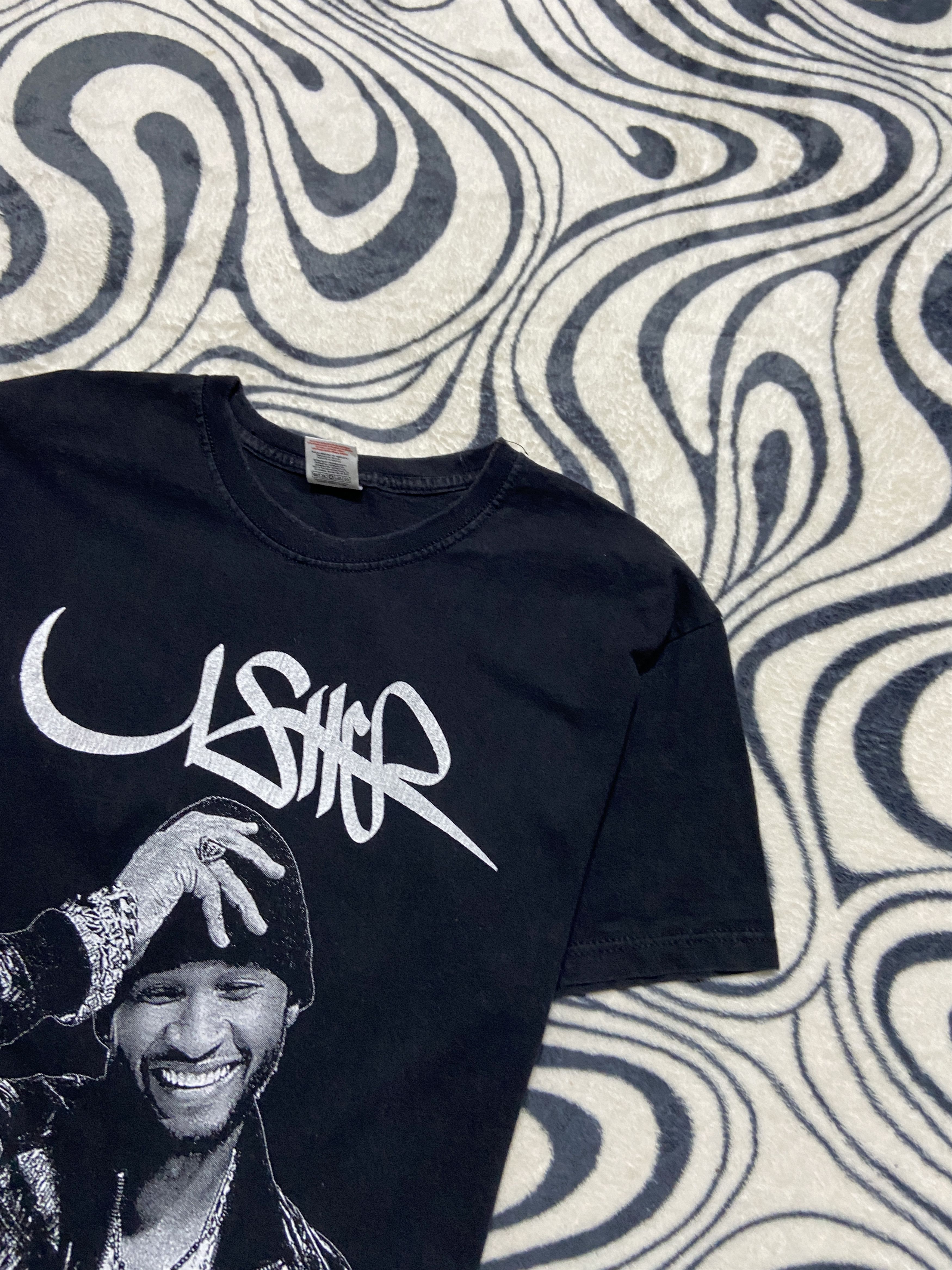 Band Tees × Rap Tees × Vintage Usher 2014 URX Tour Mens T-Shirt Tee Size US M / EU 48-50 / 2 - 2 Thumbnail