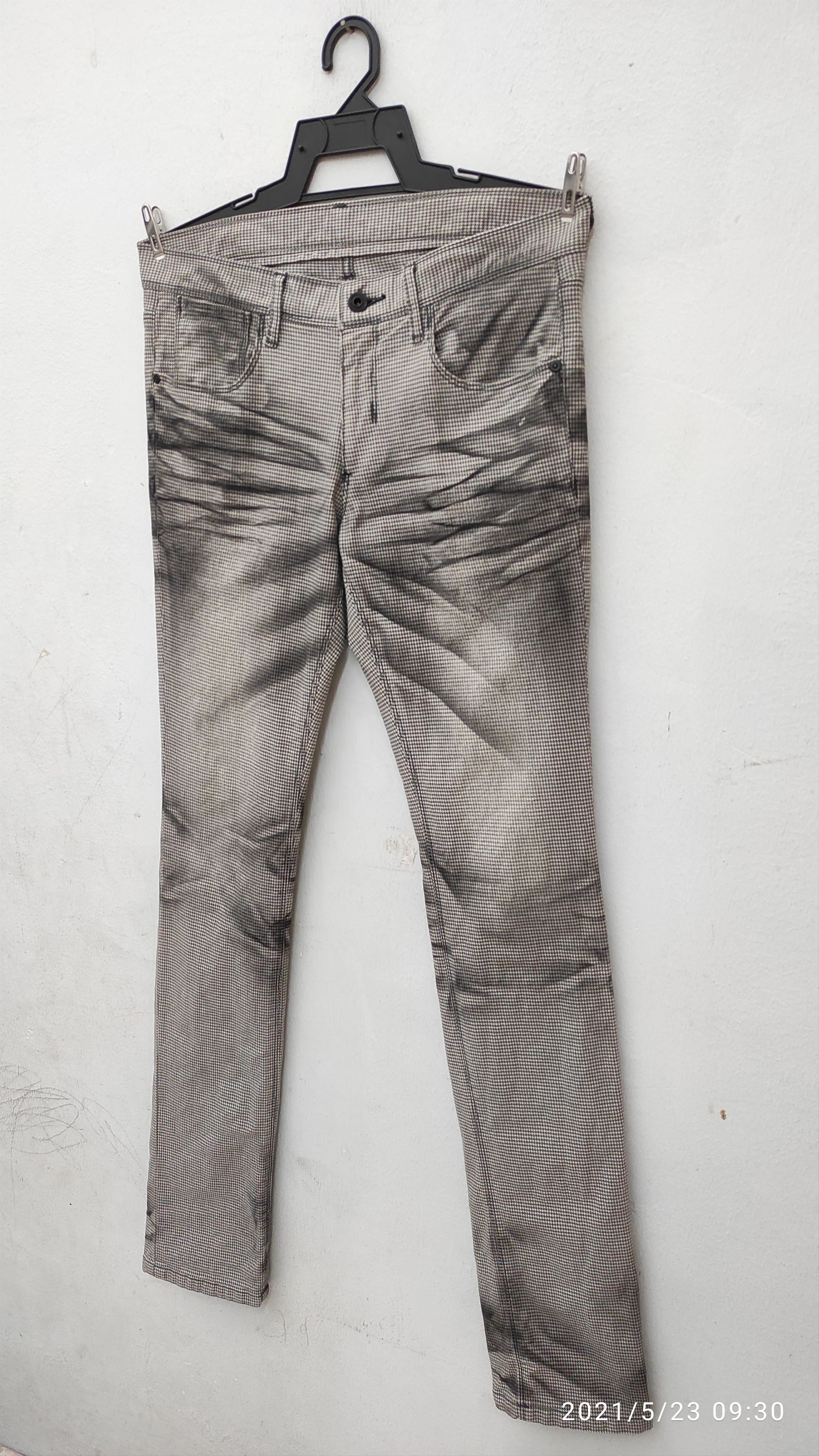 Black Barrett AW2005 laser print X-Ray houndstooth slim fit jeans Size US 33 - 7 Thumbnail