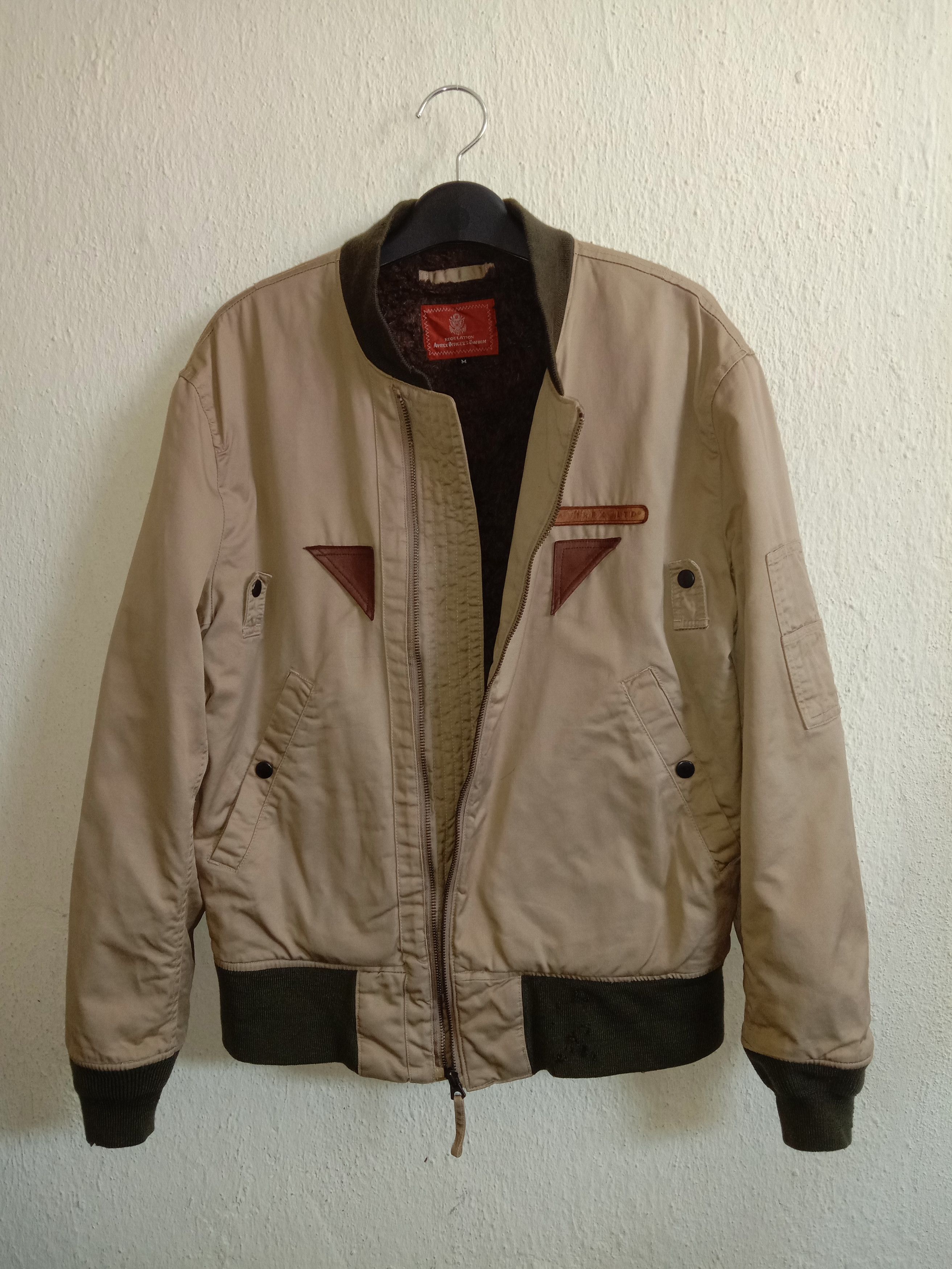 Avirex Avirex Bomber / Varsity Jacket Distressed Size US M / EU 48-50 / 2 - 2 Thumbnail
