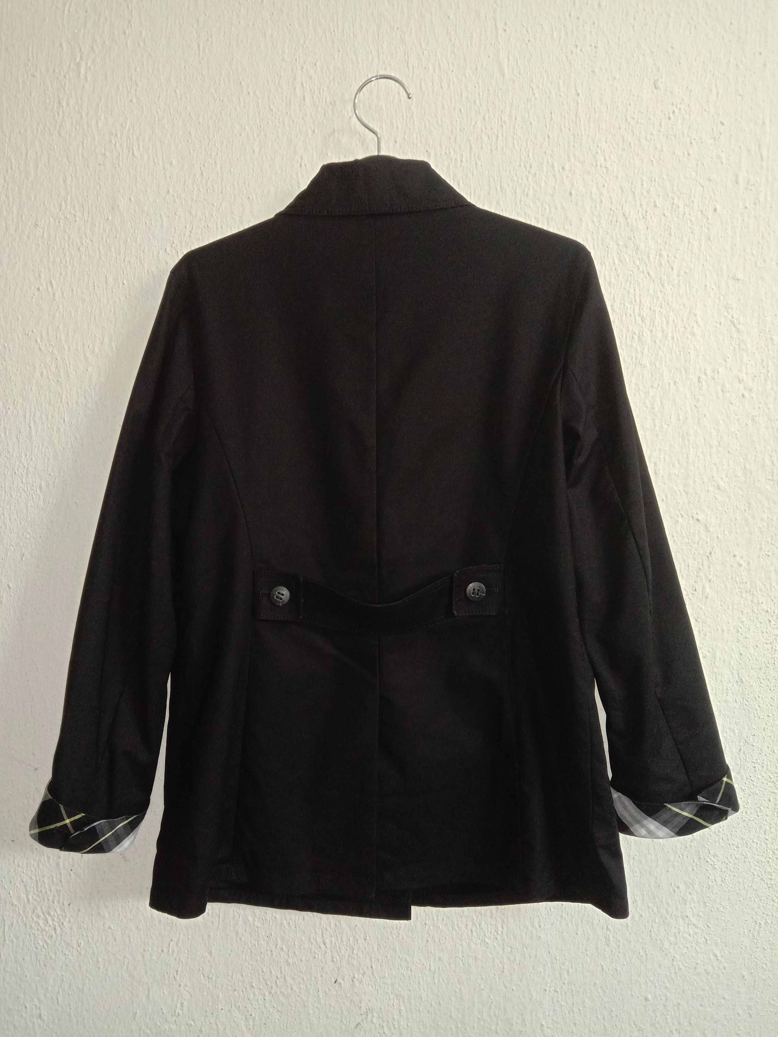 Burberry Burberry Ladies Light Coat Size M / US 6-8 / IT 42-44 - 2 Thumbnail