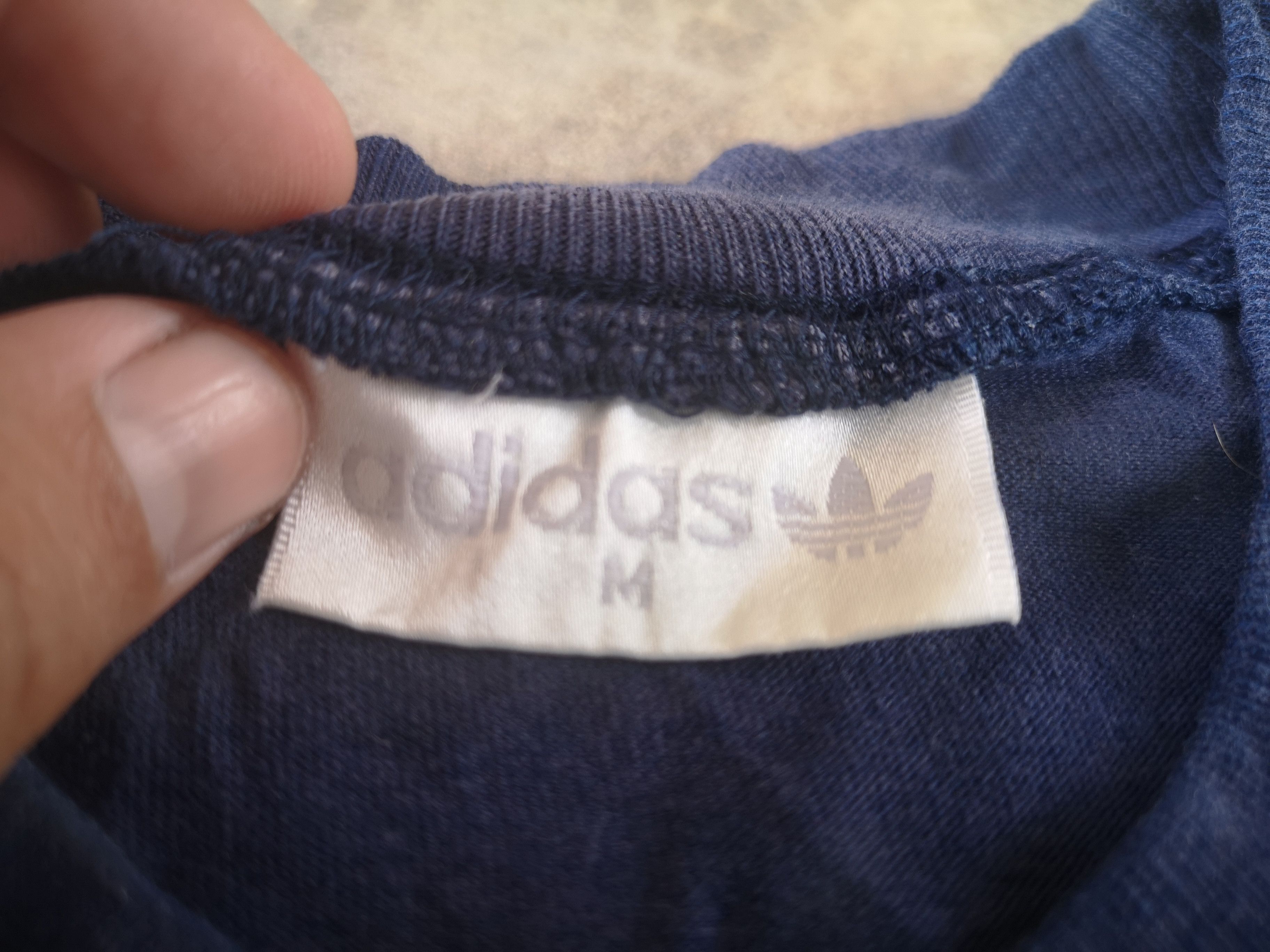 Adidas Vintage Adidas "The Three Stripes" Size US M / EU 48-50 / 2 - 5 Thumbnail