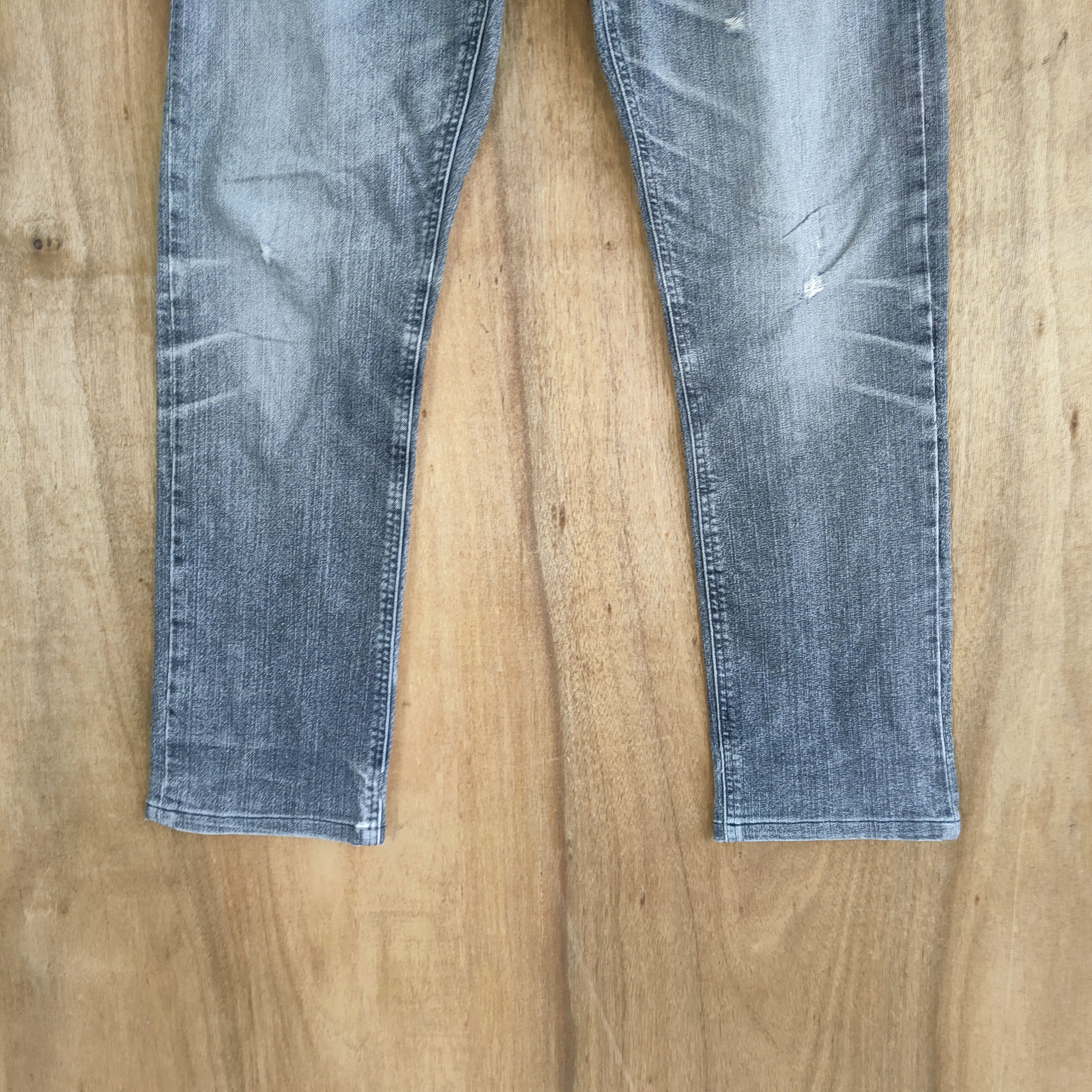 Burberry BURBERRY BLACK LABEL FADED BLACK JEANS PANTS Size US 30 / EU 46 - 3 Thumbnail