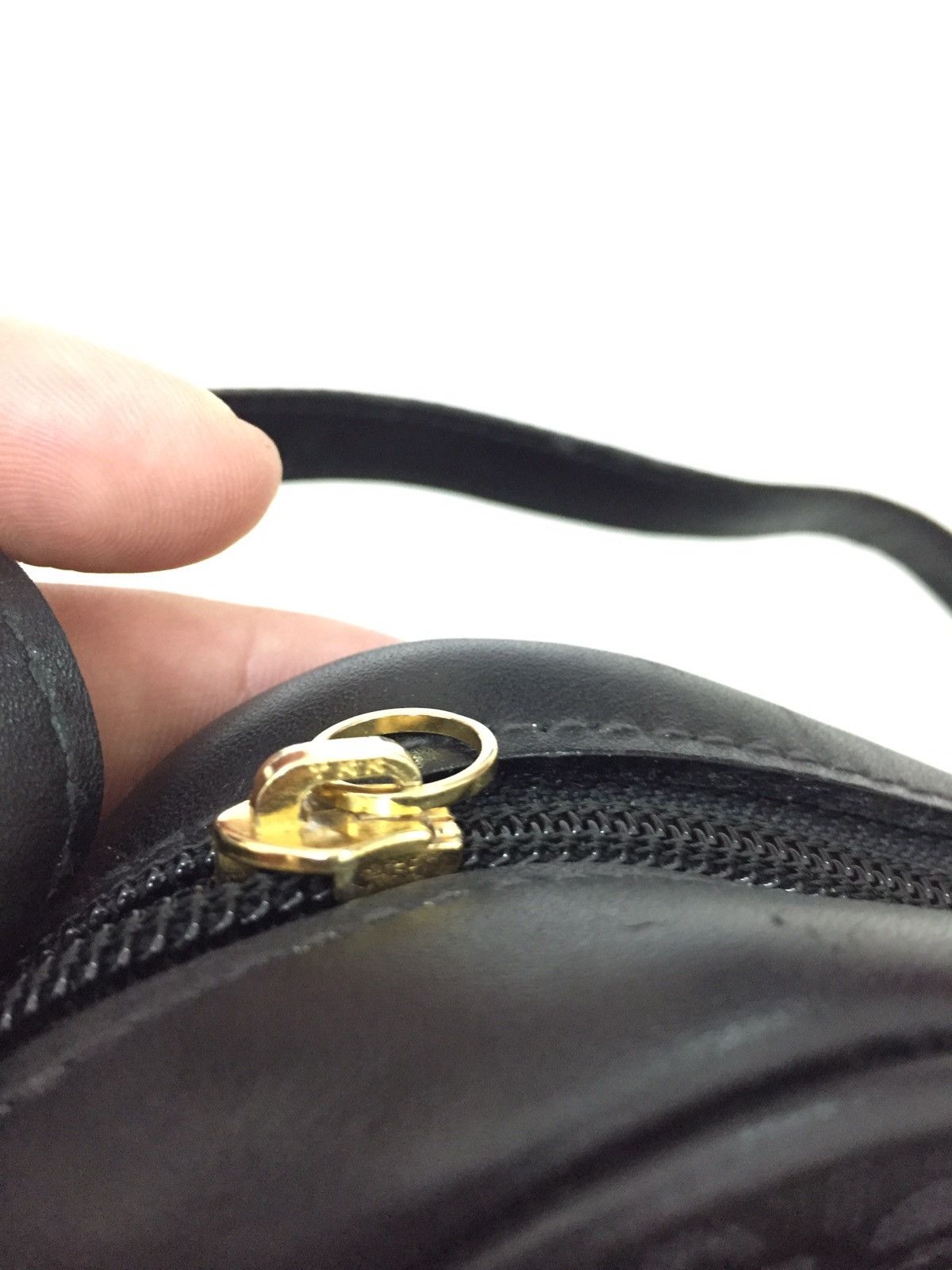 Loewe Vtg Loewe monogram sling bag Size ONE SIZE - 12 Thumbnail