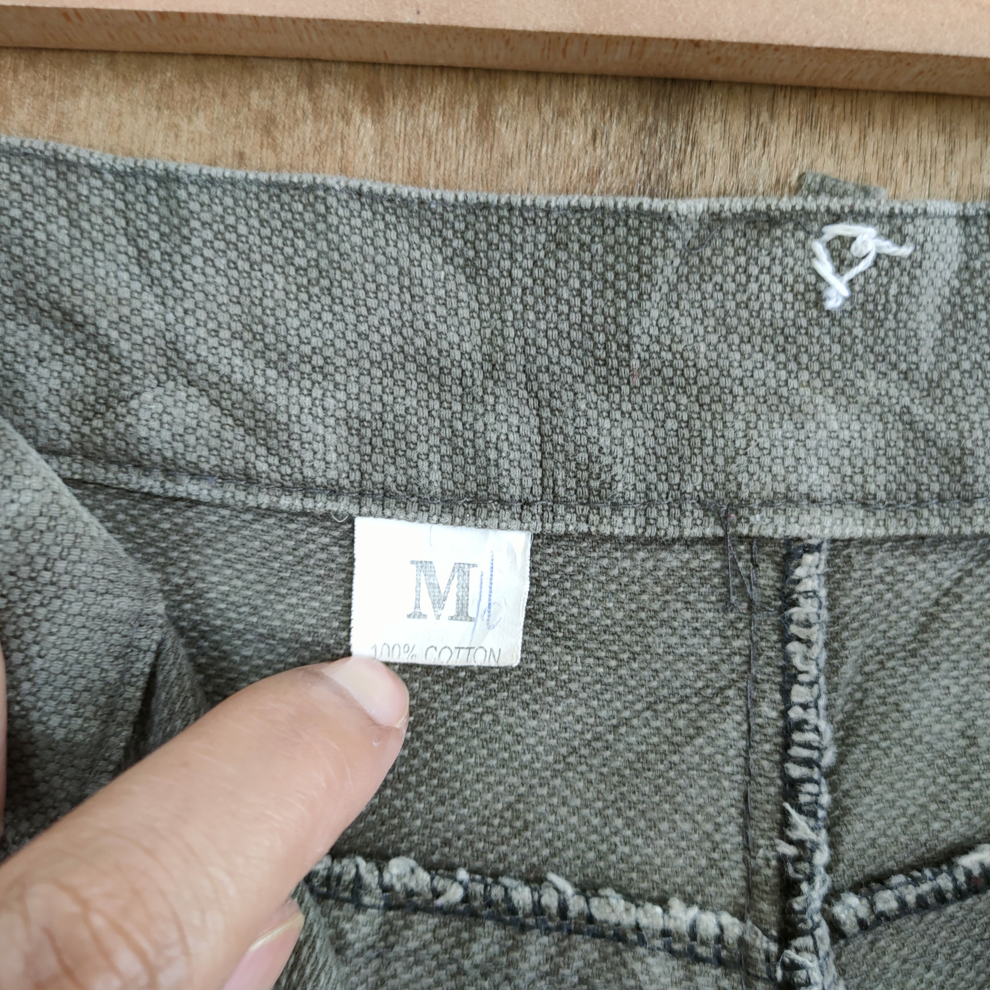 Japanese Brand JAPANESE VINTAGE FADED 3D POCKET CARGO PANTS Size US 26 / EU 42 - 14 Thumbnail