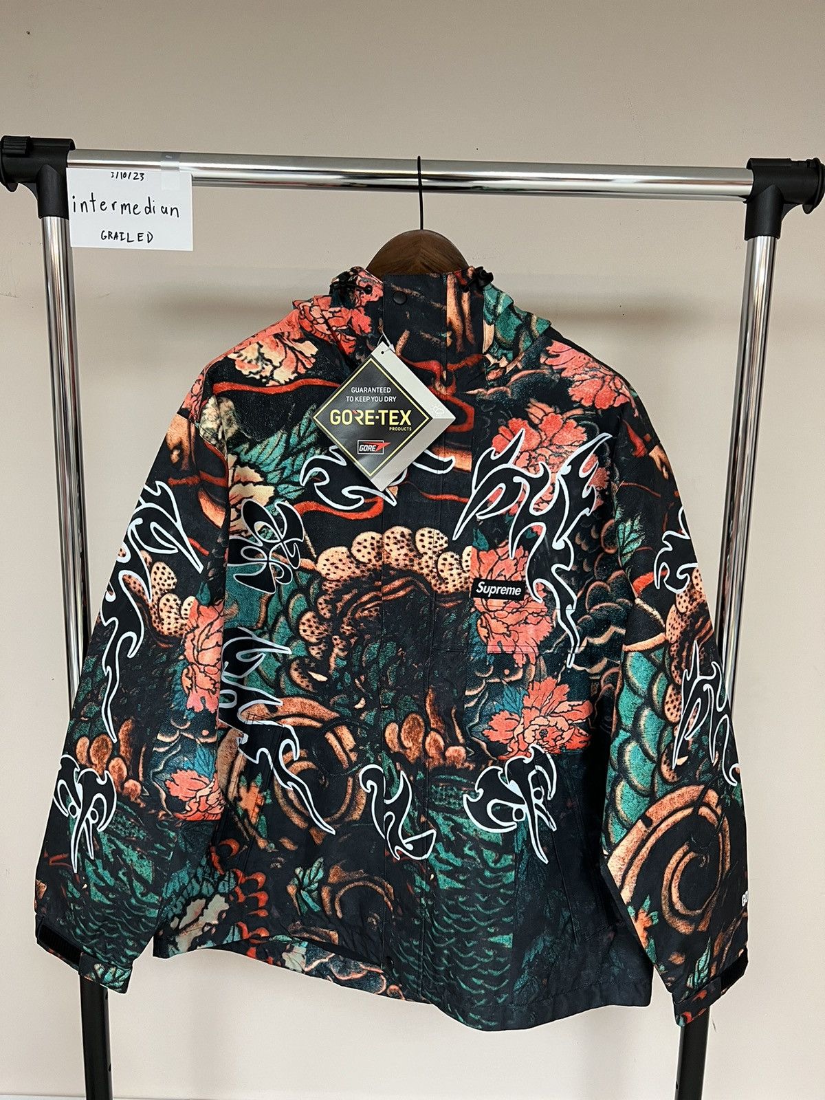 Supreme Supreme SS22 Sacred Heart GORE-TEX Shell Jacket