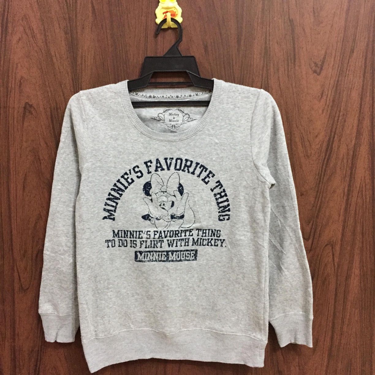 Disney Vintage Minnie Mouse sweatshirt cartoon disney Size M / US 6-8 / IT 42-44 - 1 Thumbnail