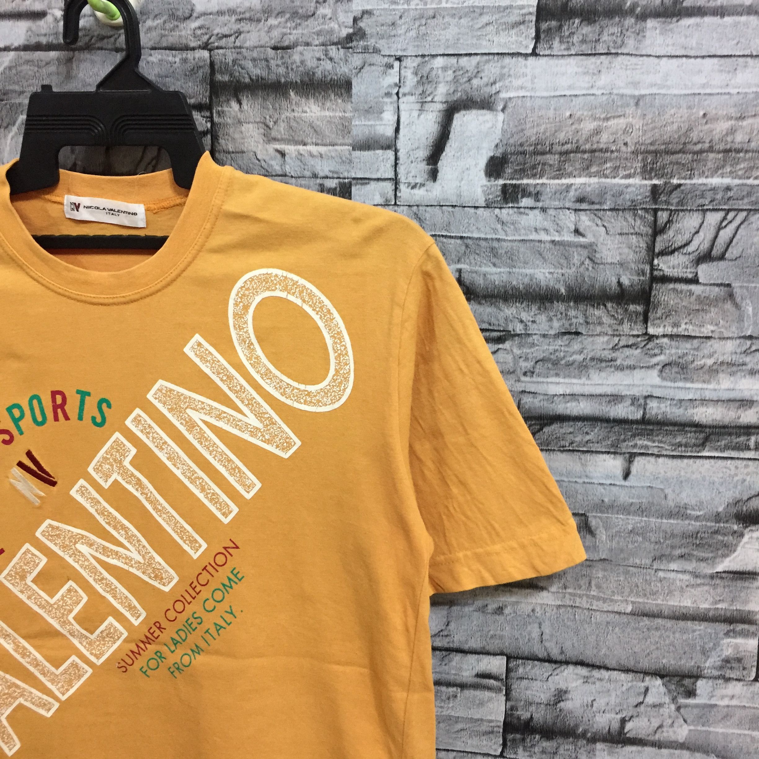 Valentino Vintage Nicola Valentino Italy t shirt spellout fit M Size US M / EU 48-50 / 2 - 5 Thumbnail