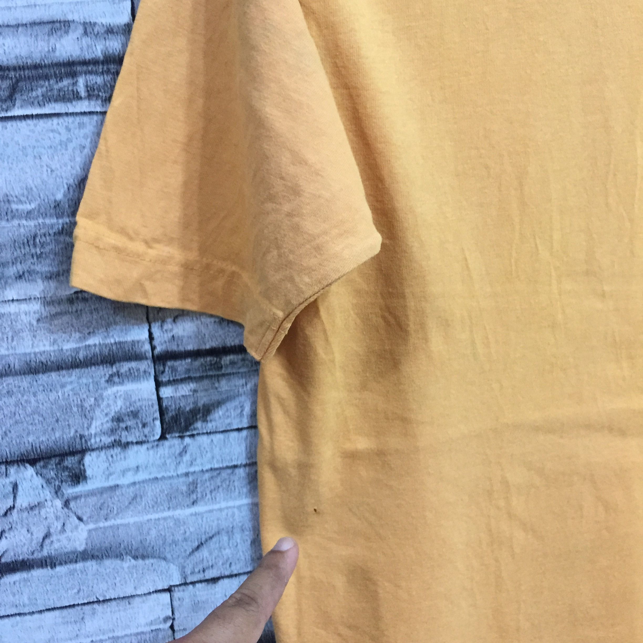 Valentino Vintage Nicola Valentino Italy t shirt spellout fit M Size US M / EU 48-50 / 2 - 7 Thumbnail