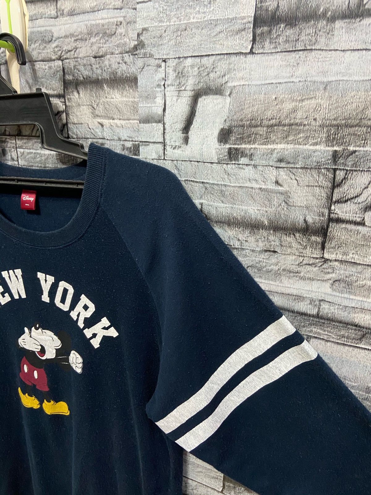 Disney Vintage Mickey Mouse sweatshirt big cartoon Size US M / EU 48-50 / 2 - 5 Thumbnail